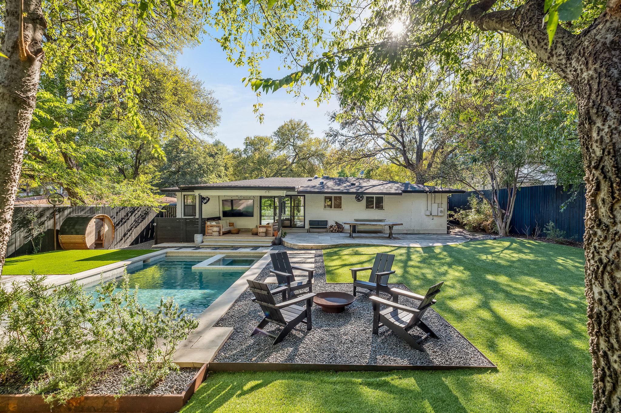 1604 Elmhurst Dr, Austin, TX 78741