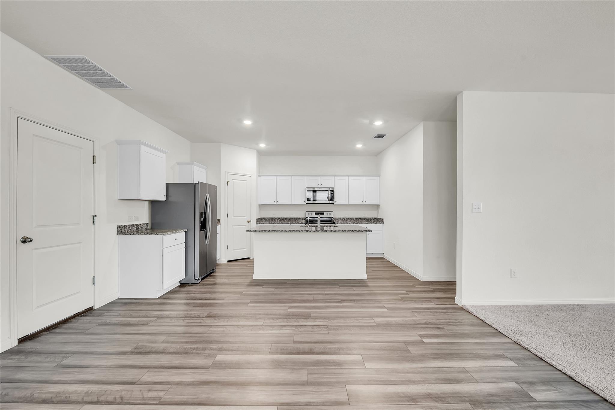 250 Night Riders Way, Jarrell, TX 76537