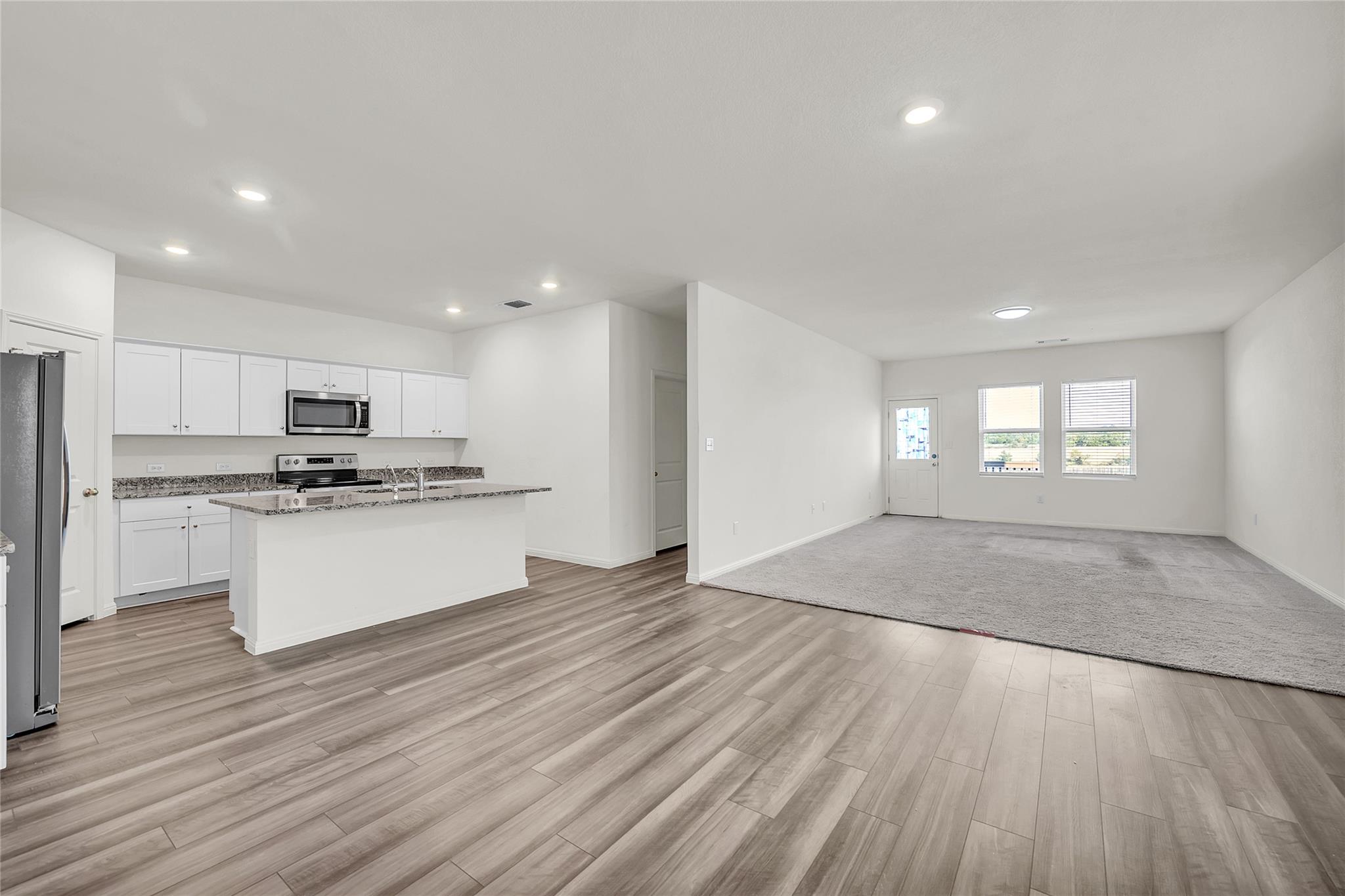 250 Night Riders Way, Jarrell, TX 76537