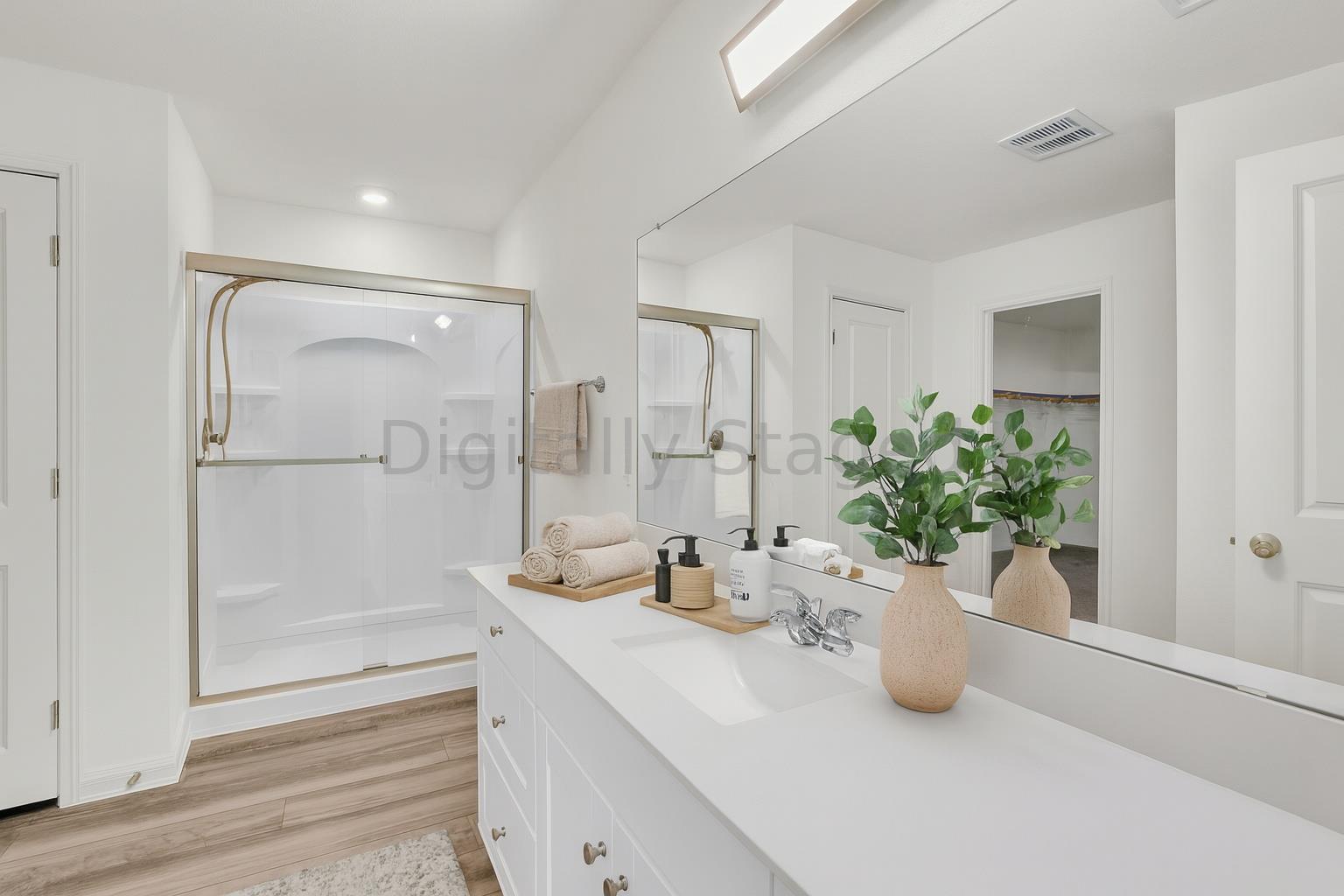 250 Night Riders Way, Jarrell, TX 76537