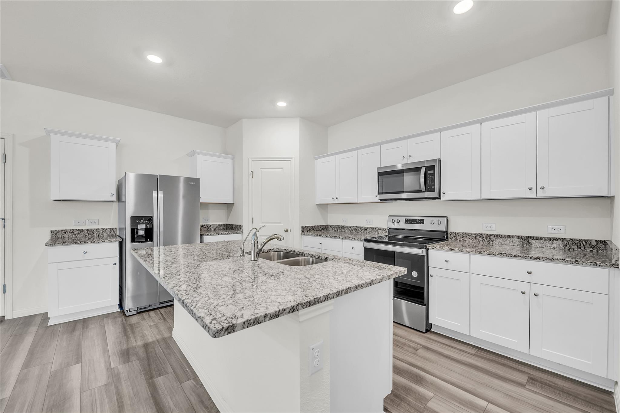 250 Night Riders Way, Jarrell, TX 76537