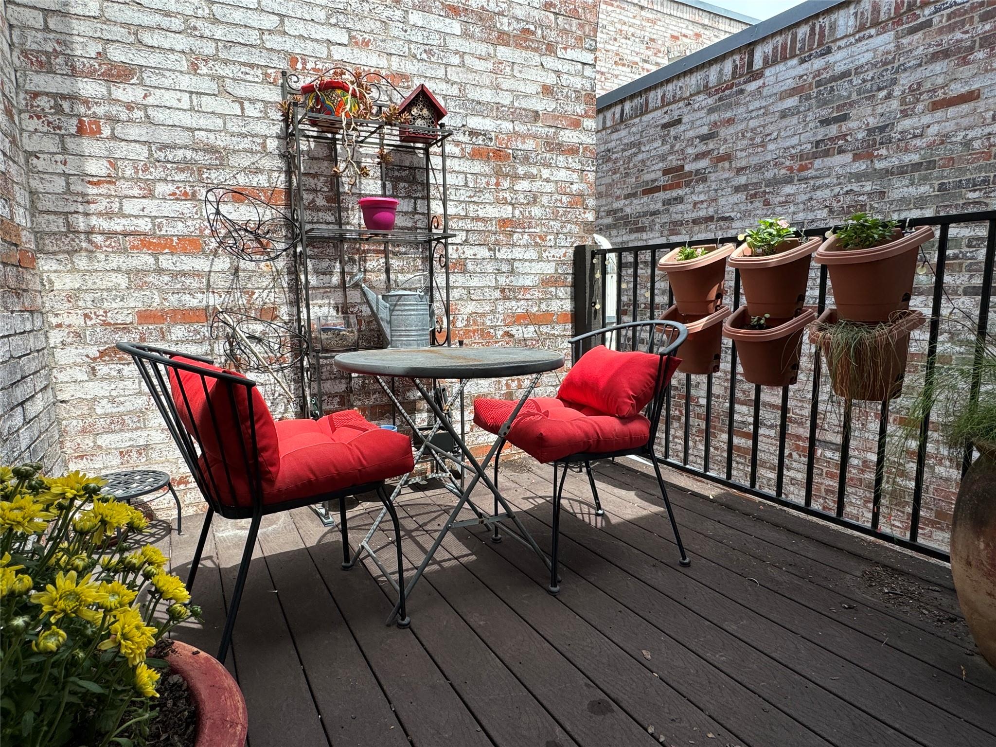 6501 E Hill Dr # 201, Austin, TX 78731