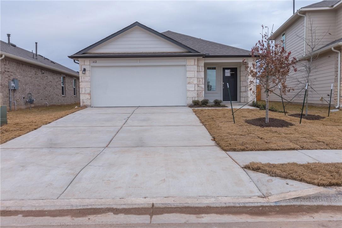 612 Roaring Fork Ln, Bastrop, TX 78602