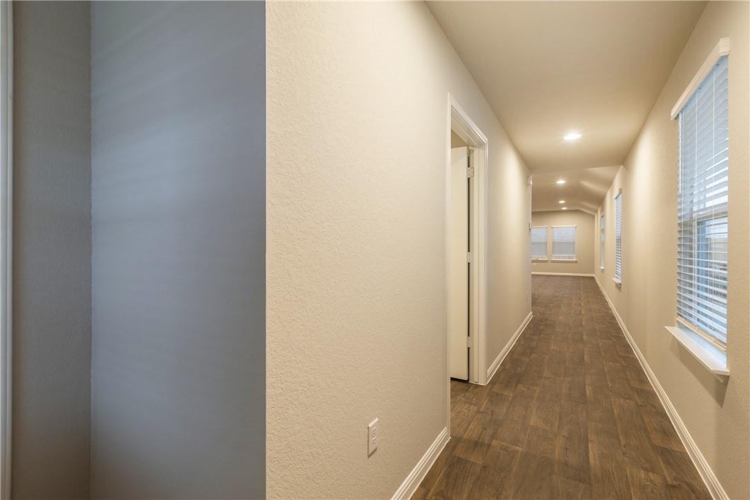 612 Roaring Fork Ln, Bastrop, TX 78602