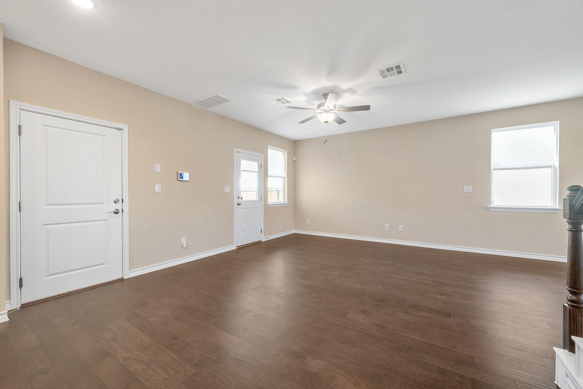 403 STINCHCOMB Rd, Hutto, TX 78634