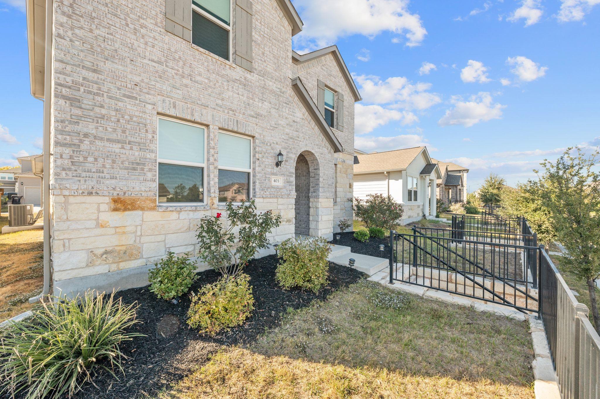 403 STINCHCOMB Rd, Hutto, TX 78634