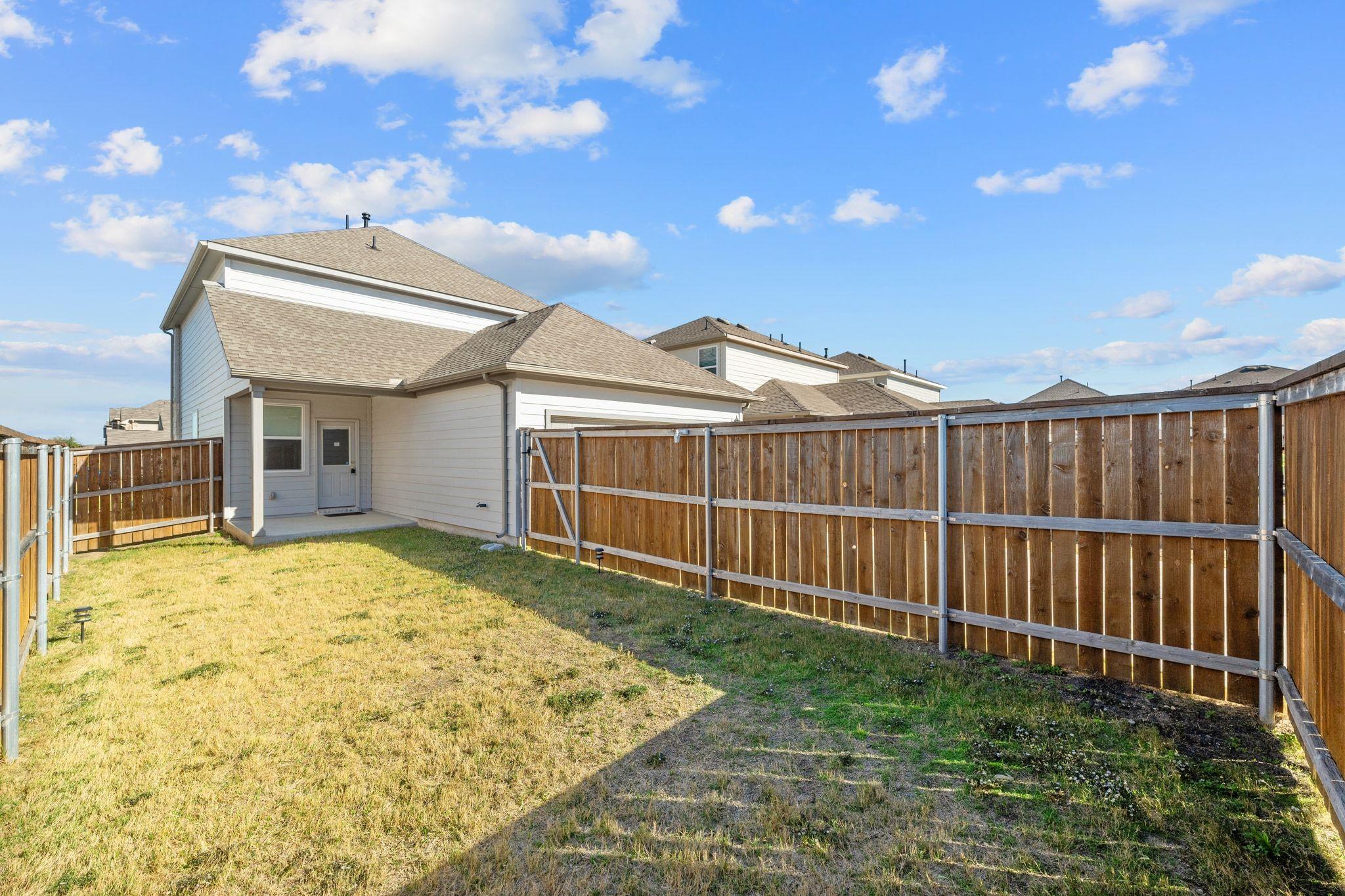 403 STINCHCOMB Rd, Hutto, TX 78634