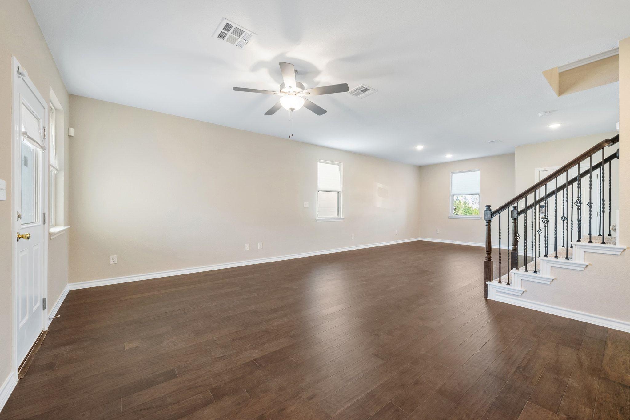 403 STINCHCOMB Rd, Hutto, TX 78634