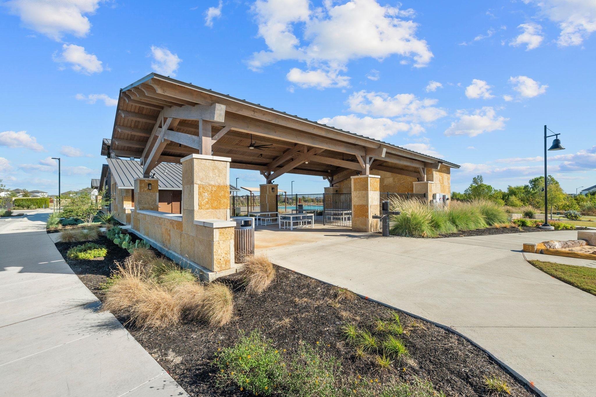 403 STINCHCOMB Rd, Hutto, TX 78634