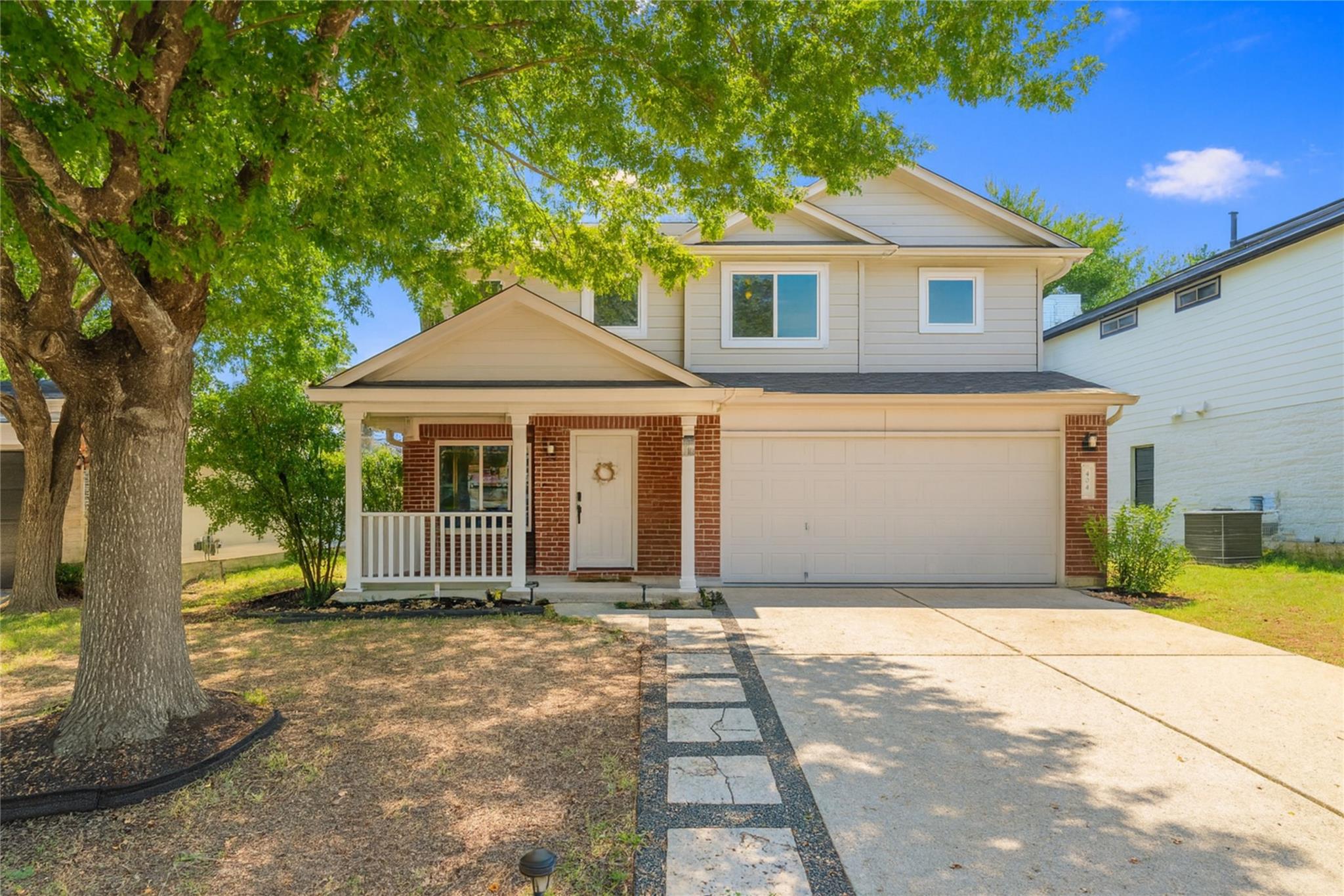 404 Country Estates Dr, Hutto, TX 78634