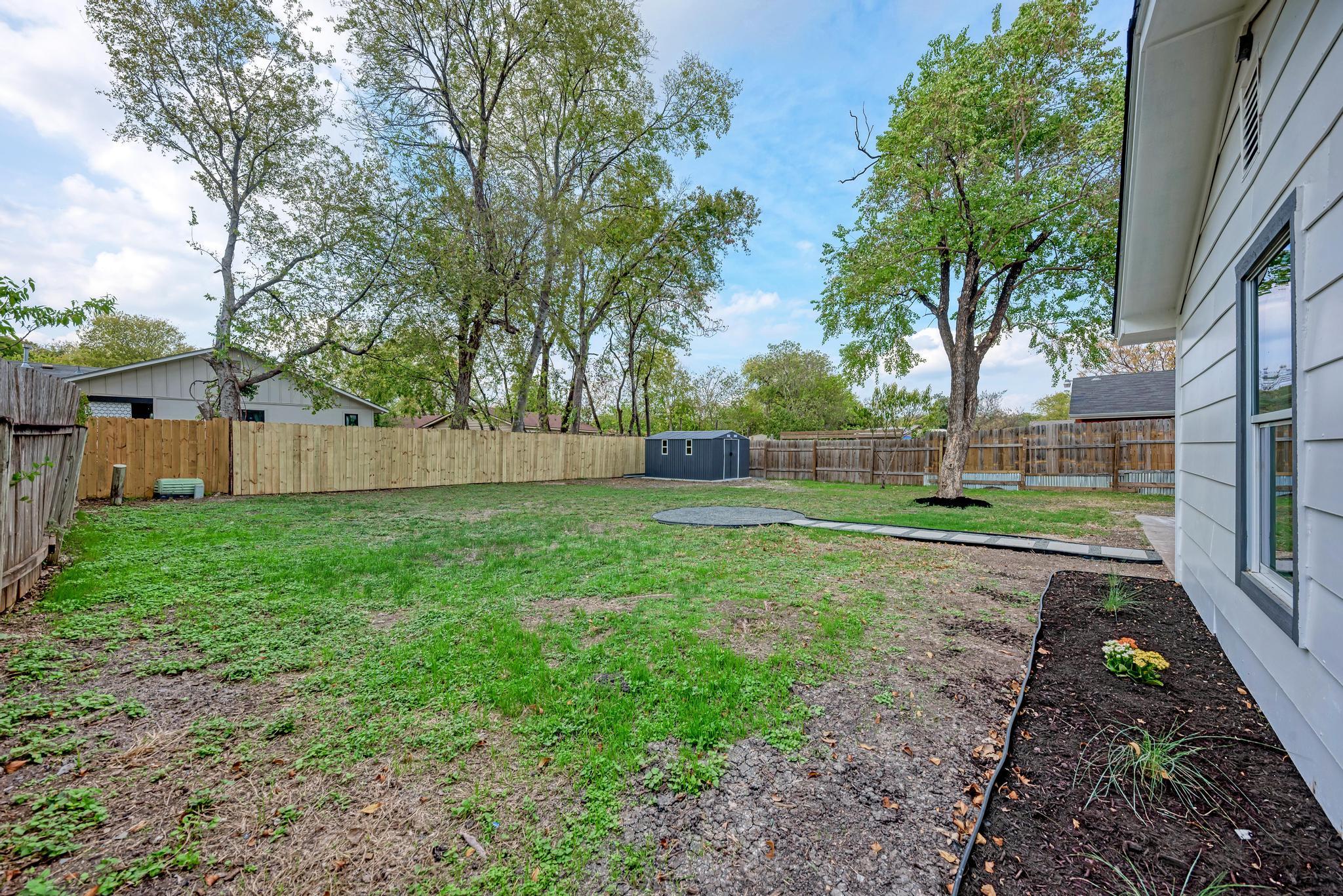 5106 Regency Dr, Austin, TX 78724