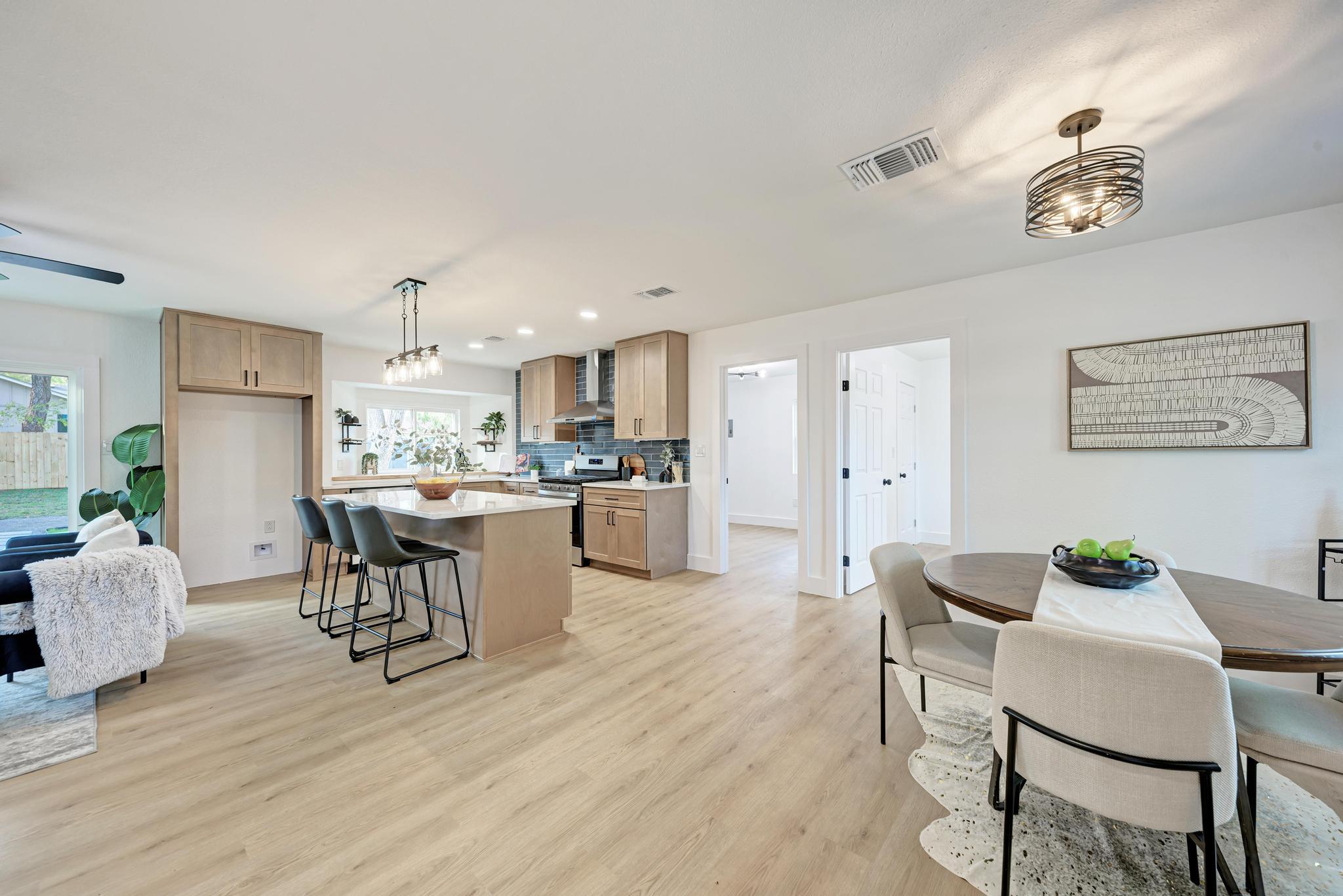 5106 Regency Dr, Austin, TX 78724