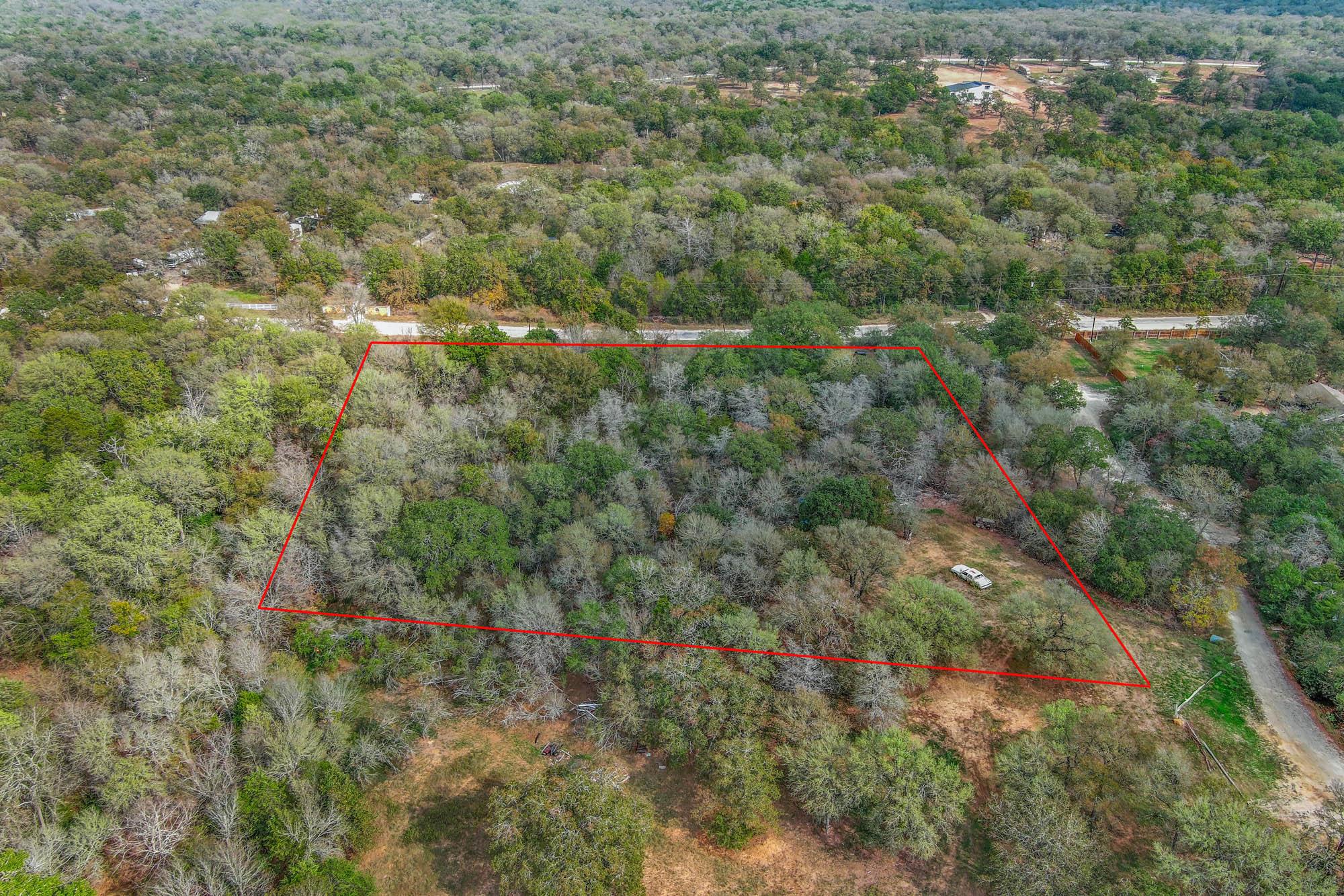 235 The Forest Rd, Dale, TX 78616