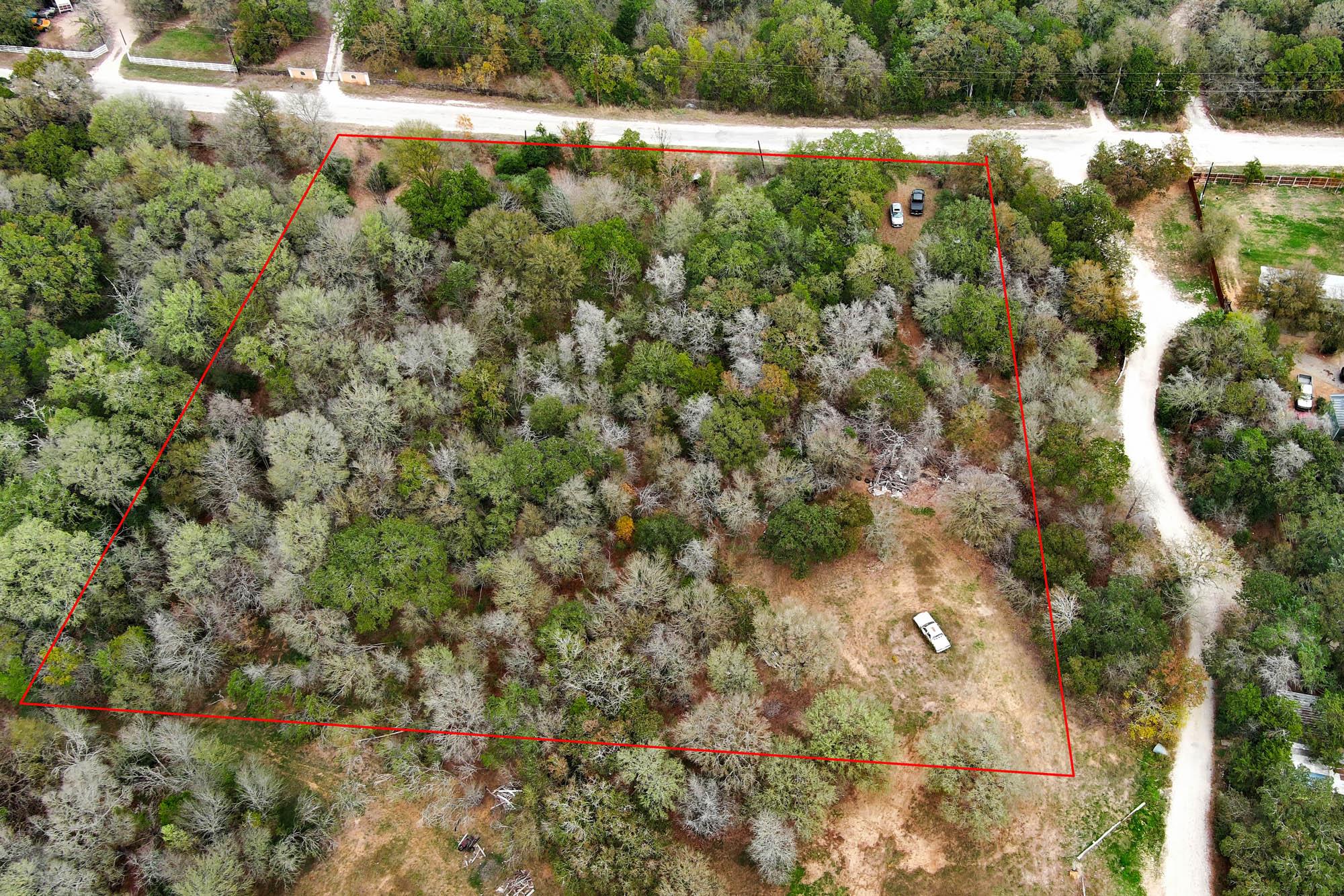 235 The Forest Rd, Dale, TX 78616