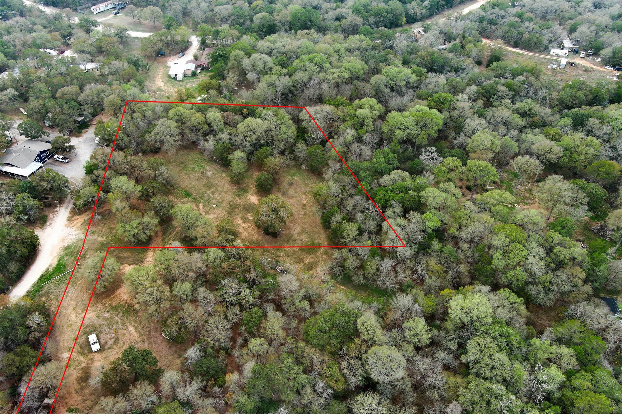 233 The Forest Rd, Dale, TX 78616