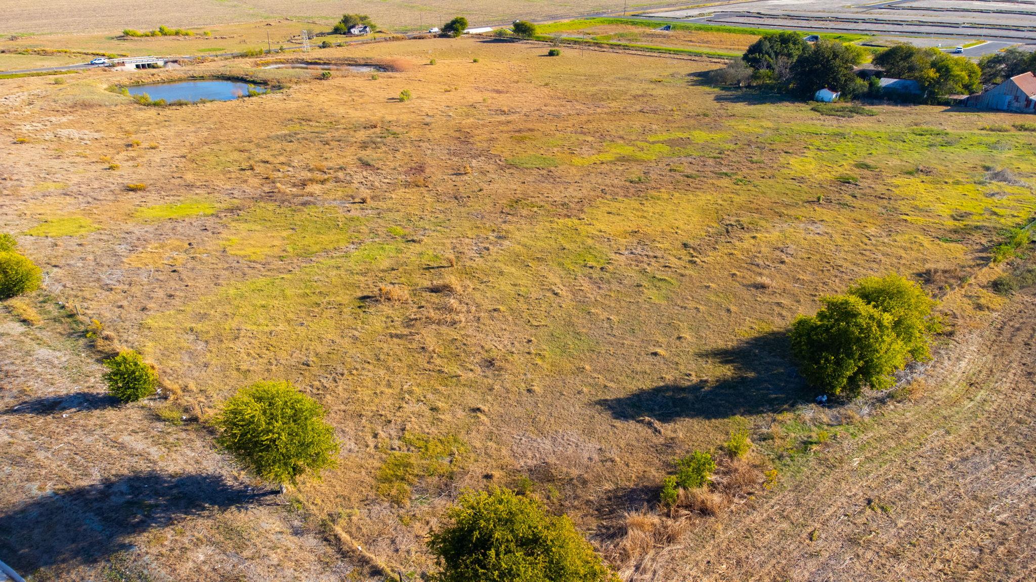 2120 County Road 132 Rd, Hutto, TX 78634