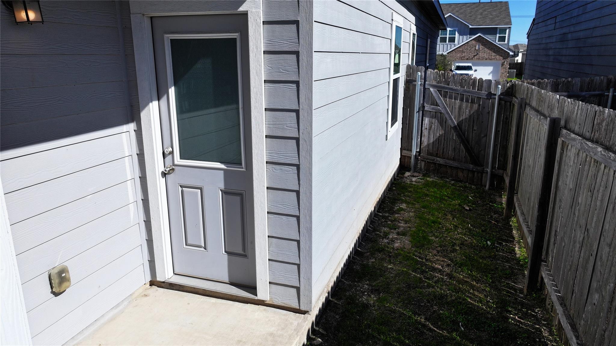 125 Woodpecker Run, Jarrell, TX 76537