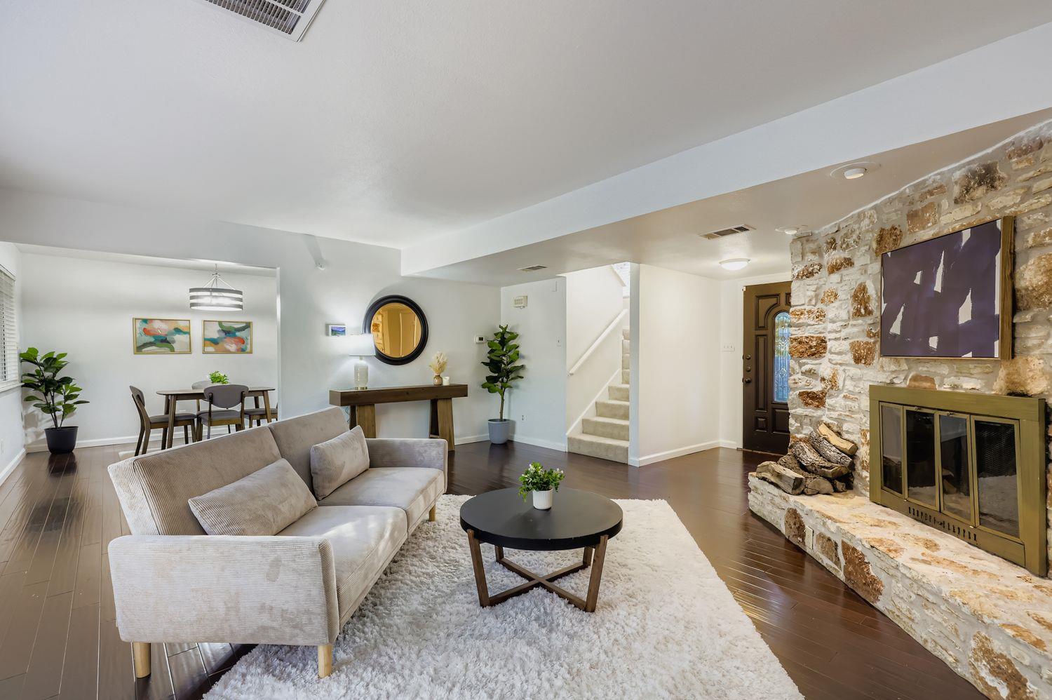 11619 Sherwood Frst, Austin, TX 78759