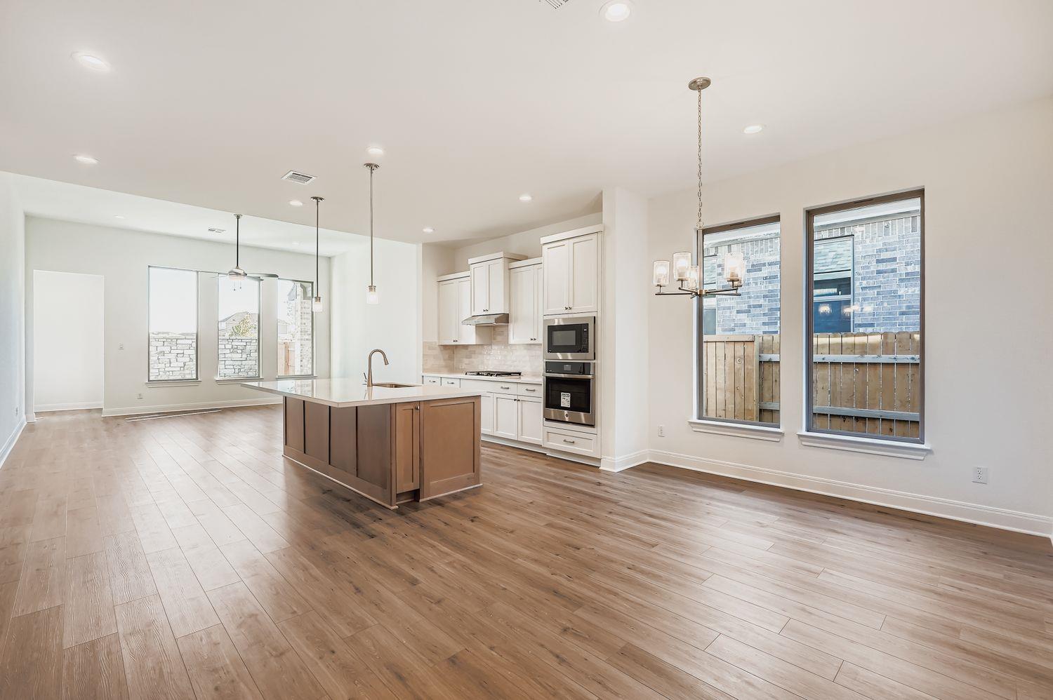 138 Prickly Poppy Loop, Kyle, TX 78640