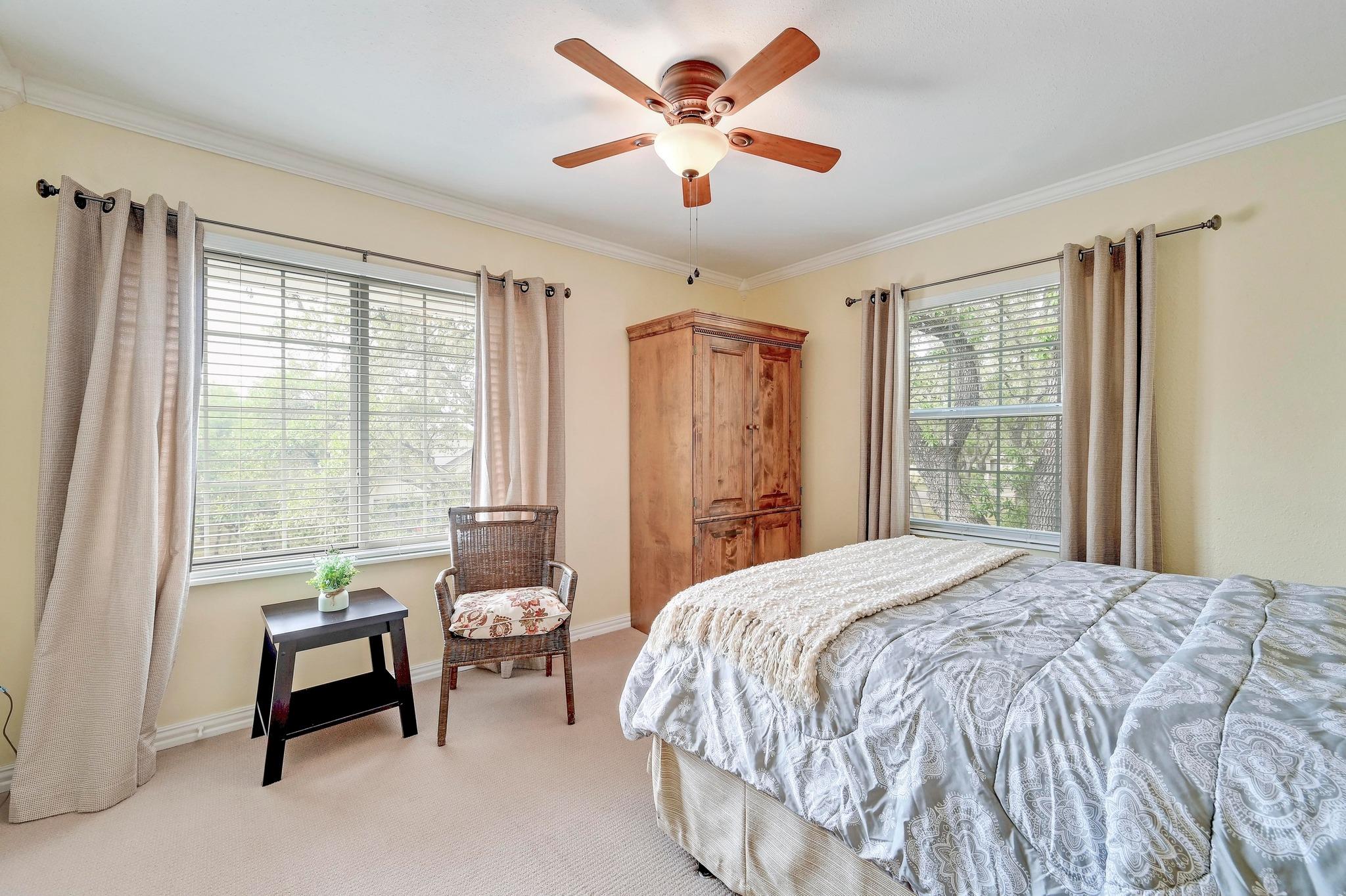 7 Pebblebrook Ln, Wimberley, TX 78676