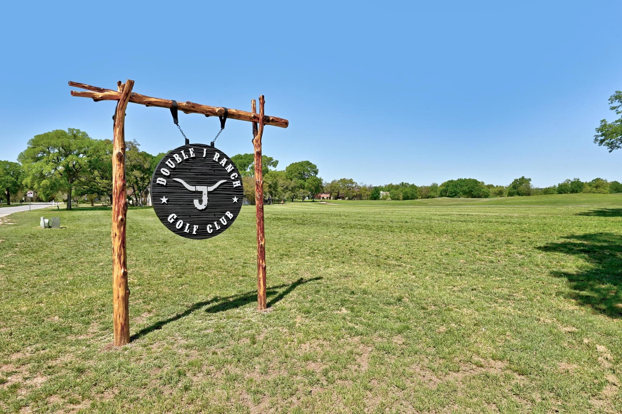 7 Pebblebrook Ln, Wimberley, TX 78676