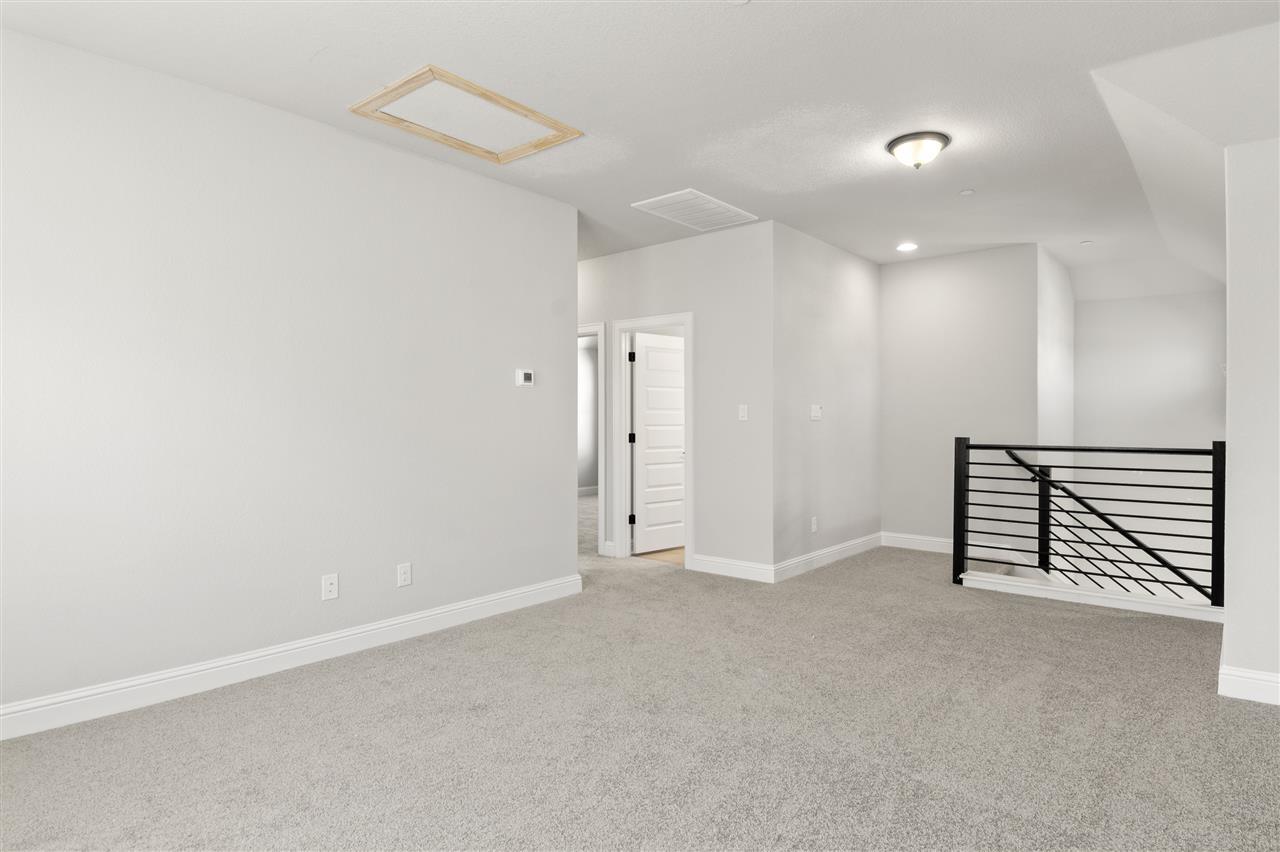 2605 Sam Bass Rd # 27, Round Rock, TX 78681