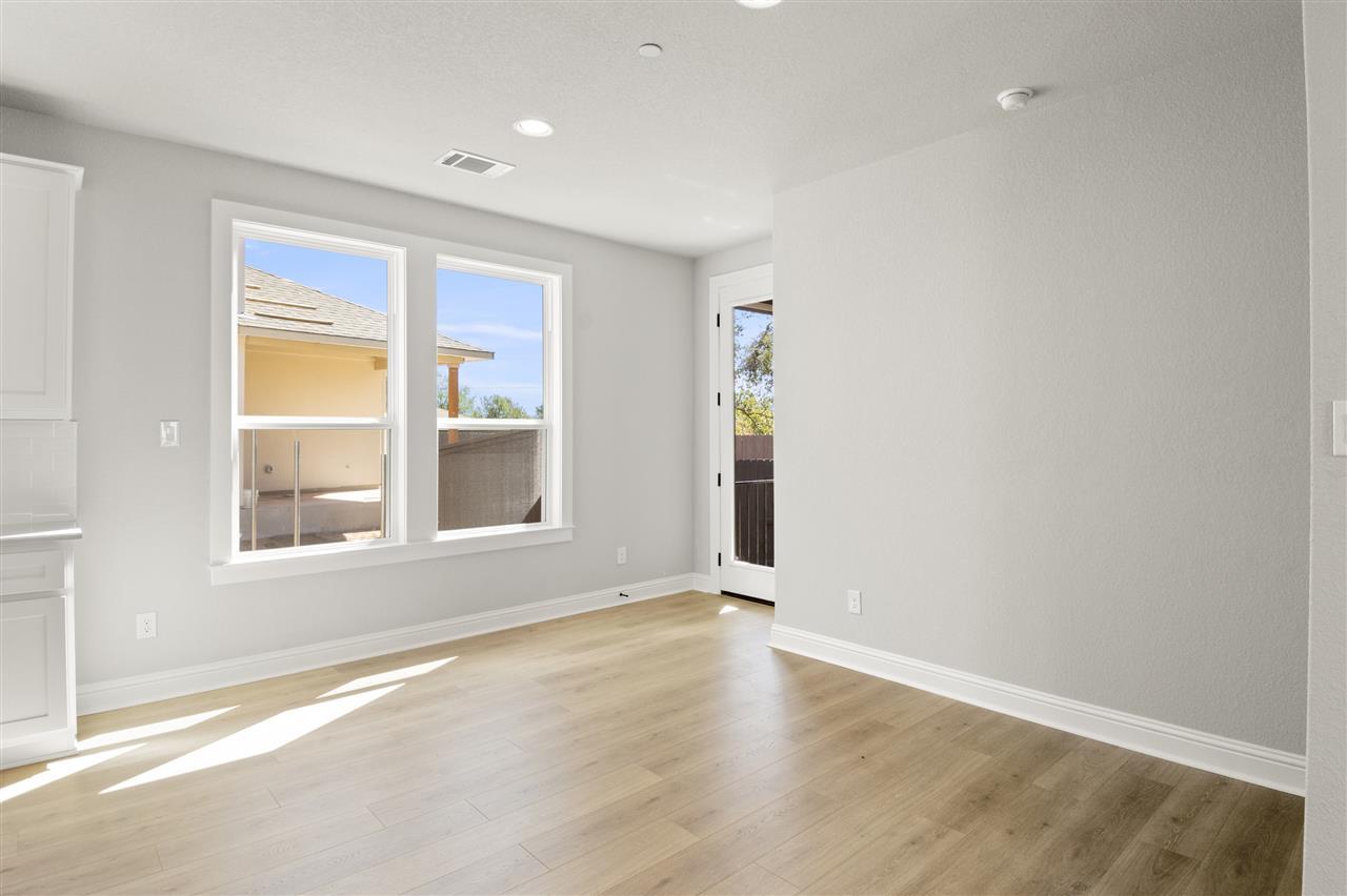 2605 Sam Bass Rd # 27, Round Rock, TX 78681