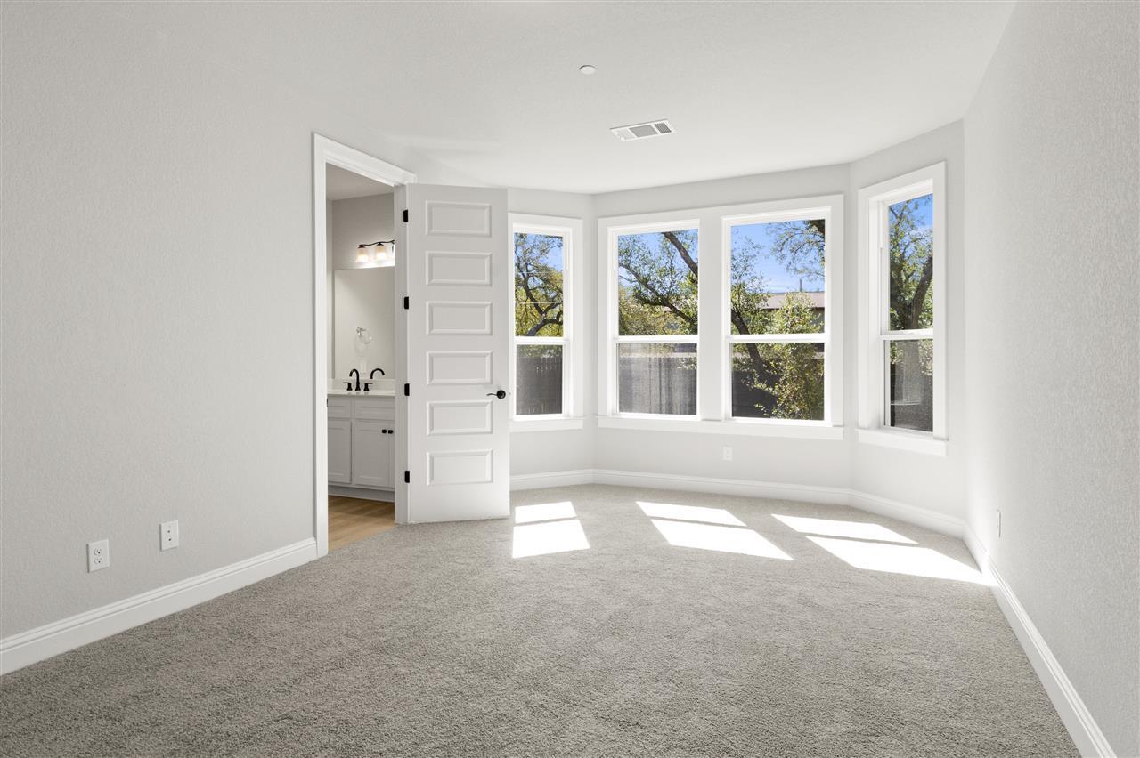 2605 Sam Bass Rd # 27, Round Rock, TX 78681