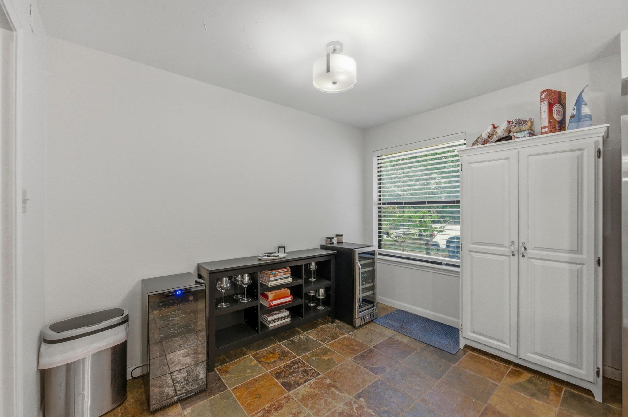 137 Long Wood Ave, Lakeway, TX 78734