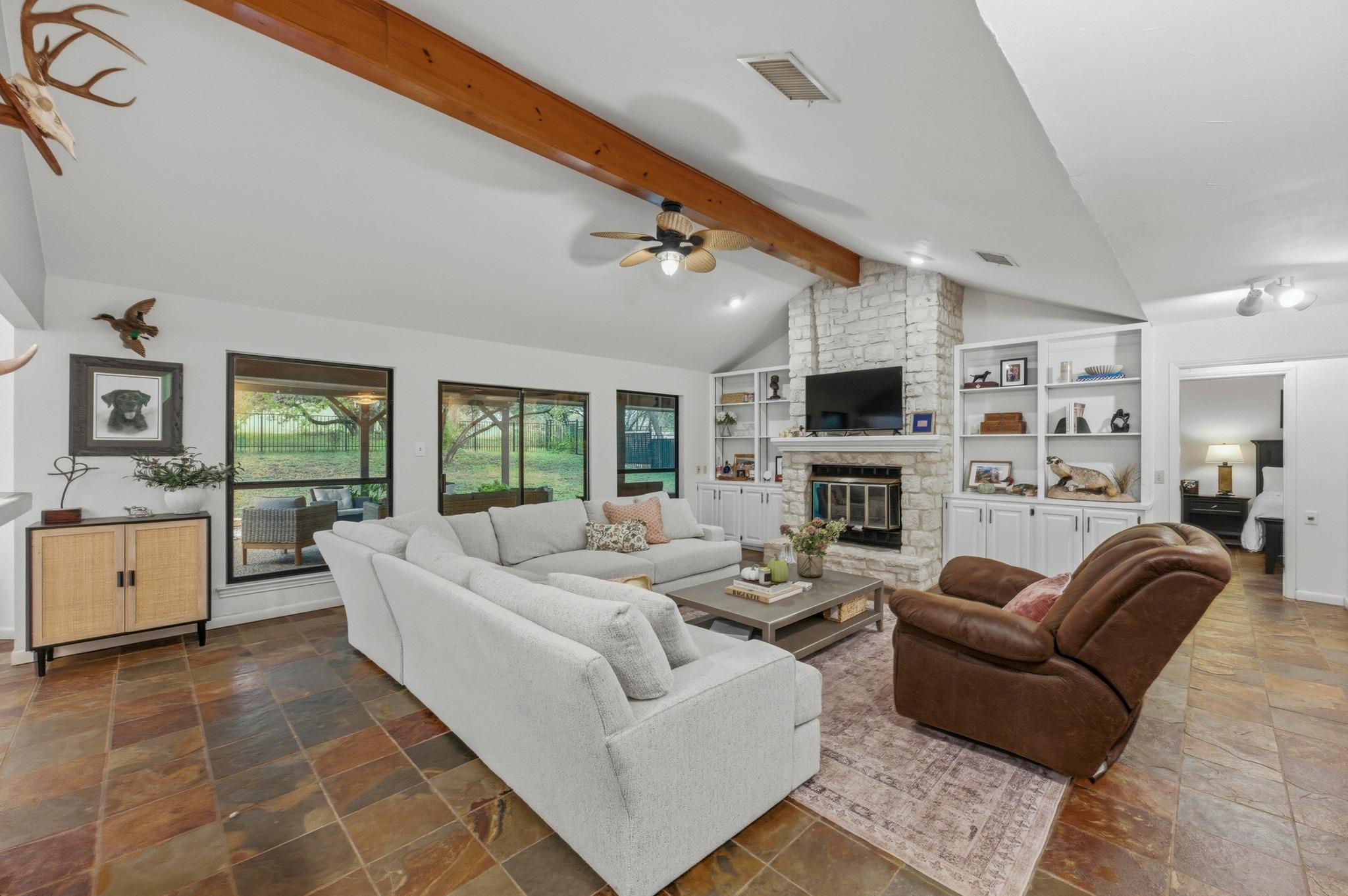 137 Long Wood Ave, Lakeway, TX 78734