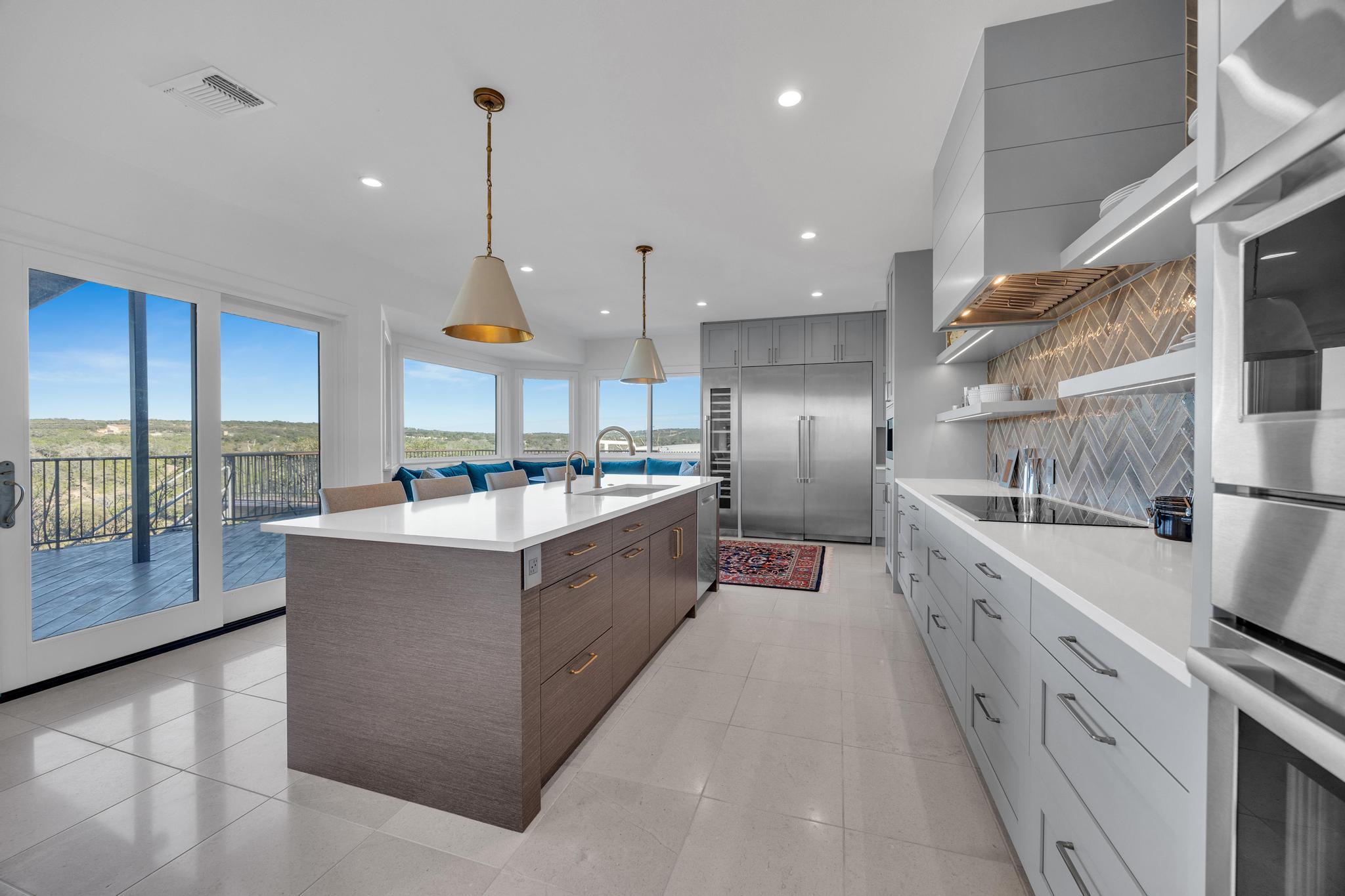 24710 Fossil Trl, Spicewood, TX 78669