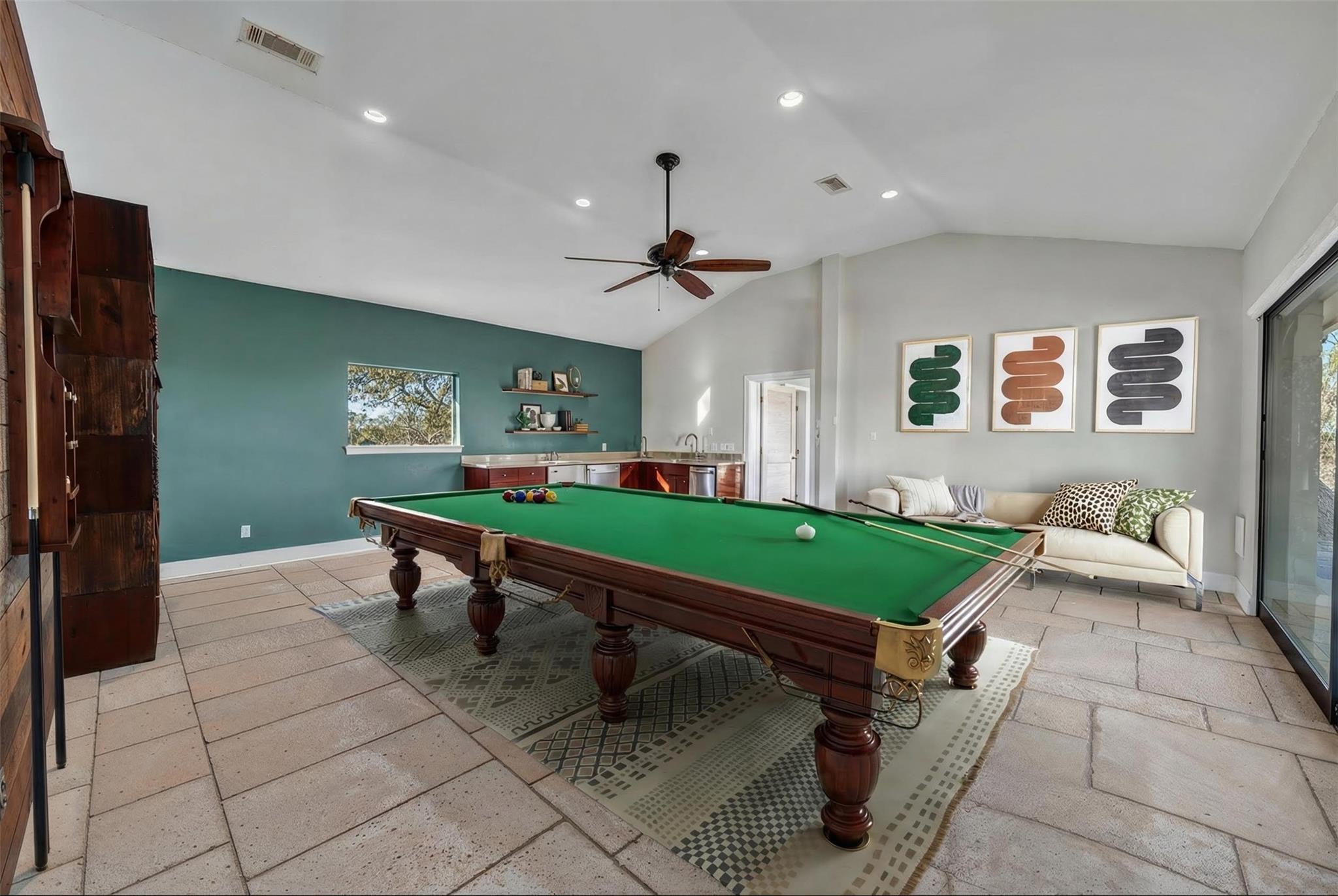 24710 Fossil Trl, Spicewood, TX 78669