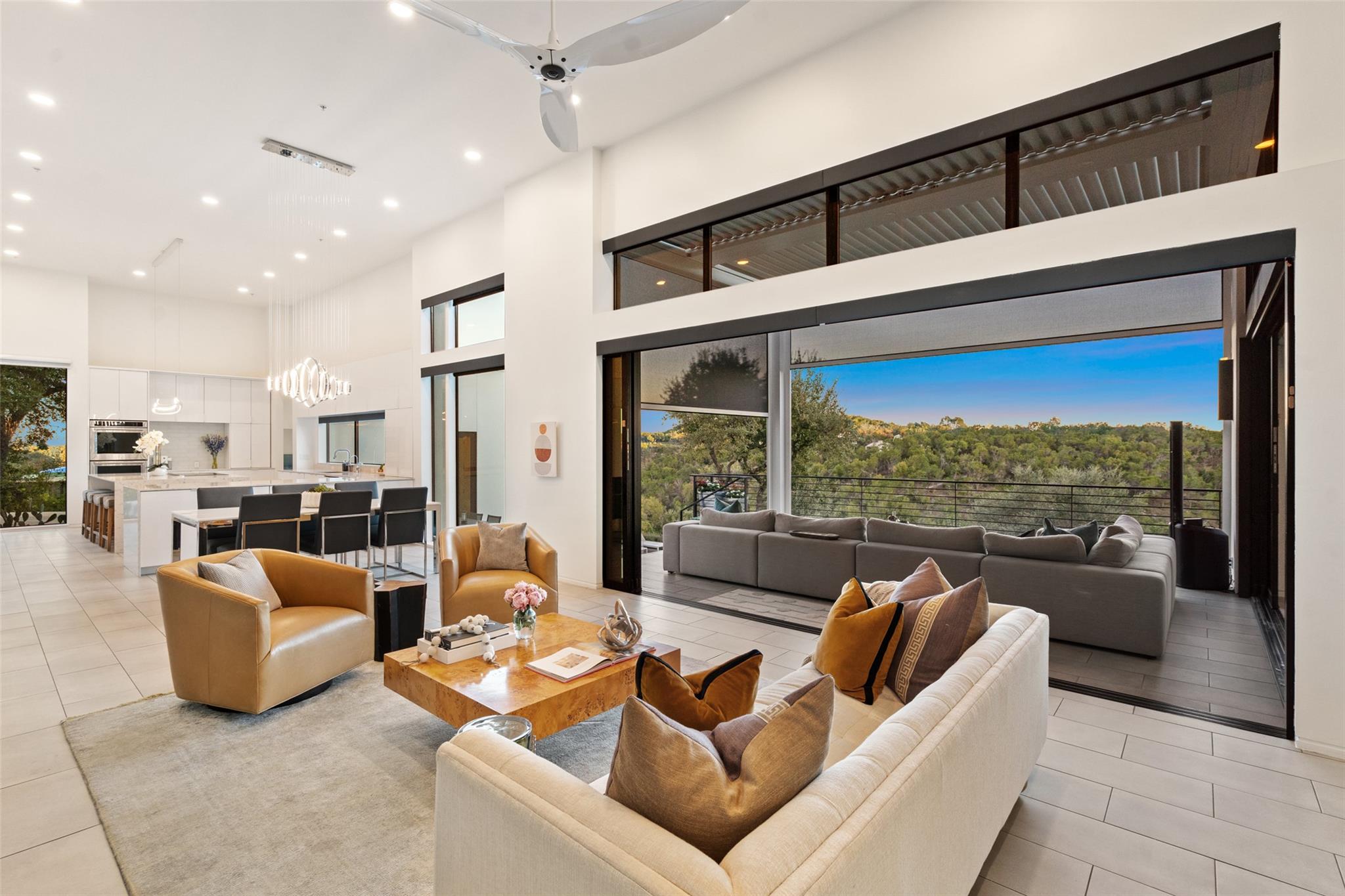 1904 Yaupon Valley Rd, West Lake Hills, TX 78746