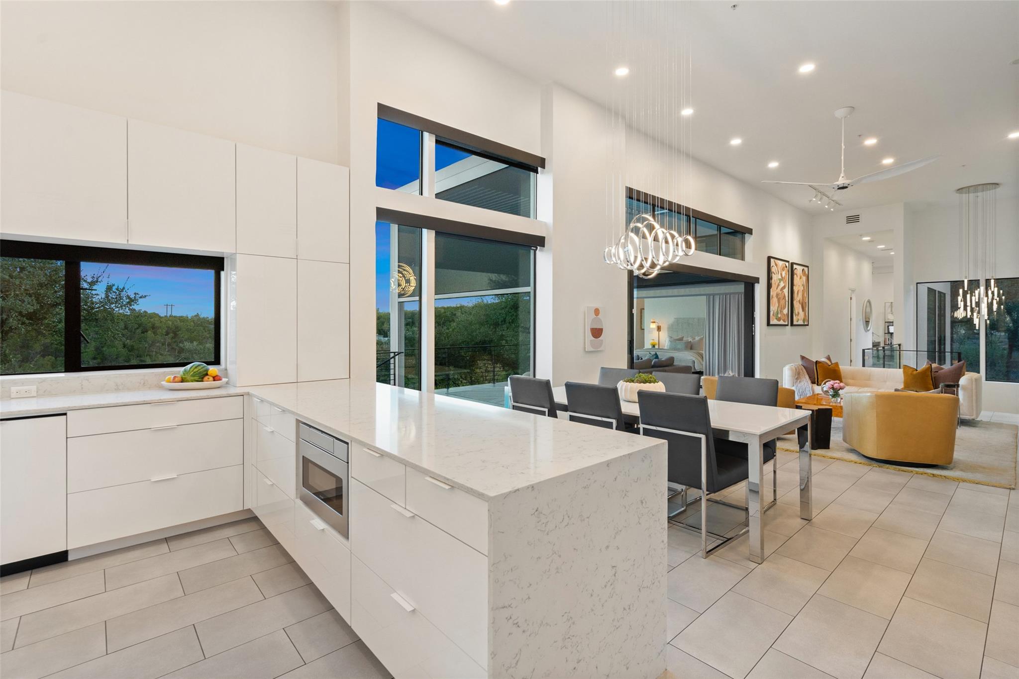 1904 Yaupon Valley Rd, West Lake Hills, TX 78746