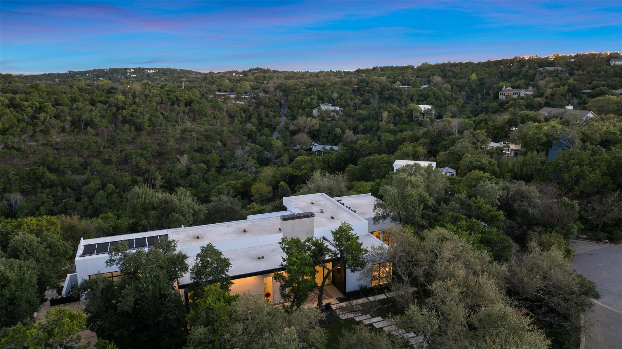 1904 Yaupon Valley Rd, West Lake Hills, TX 78746