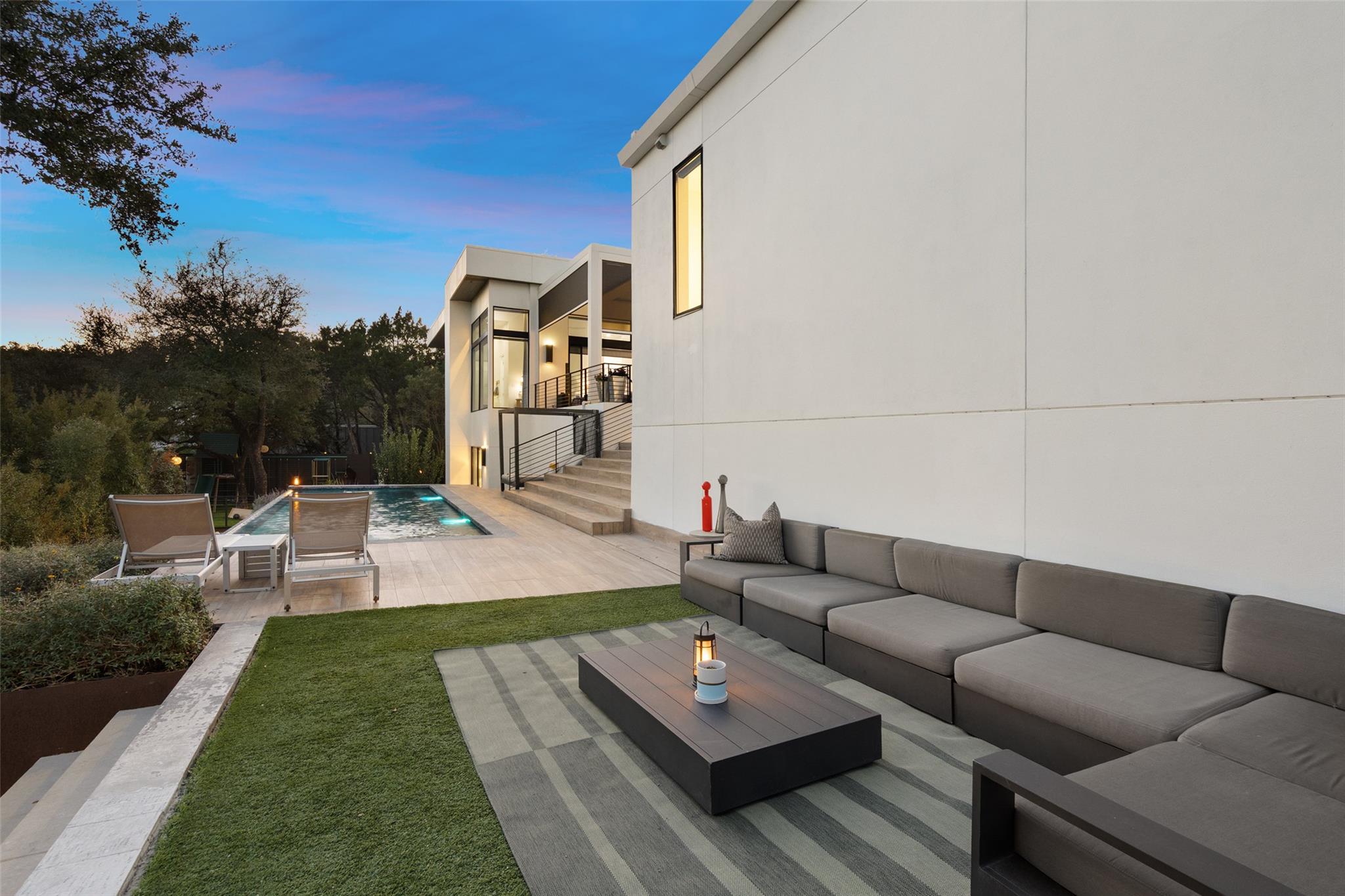 1904 Yaupon Valley Rd, West Lake Hills, TX 78746