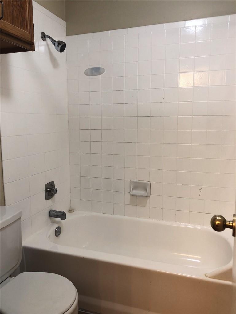 2210 PEARL St # 304, Austin, TX 78705