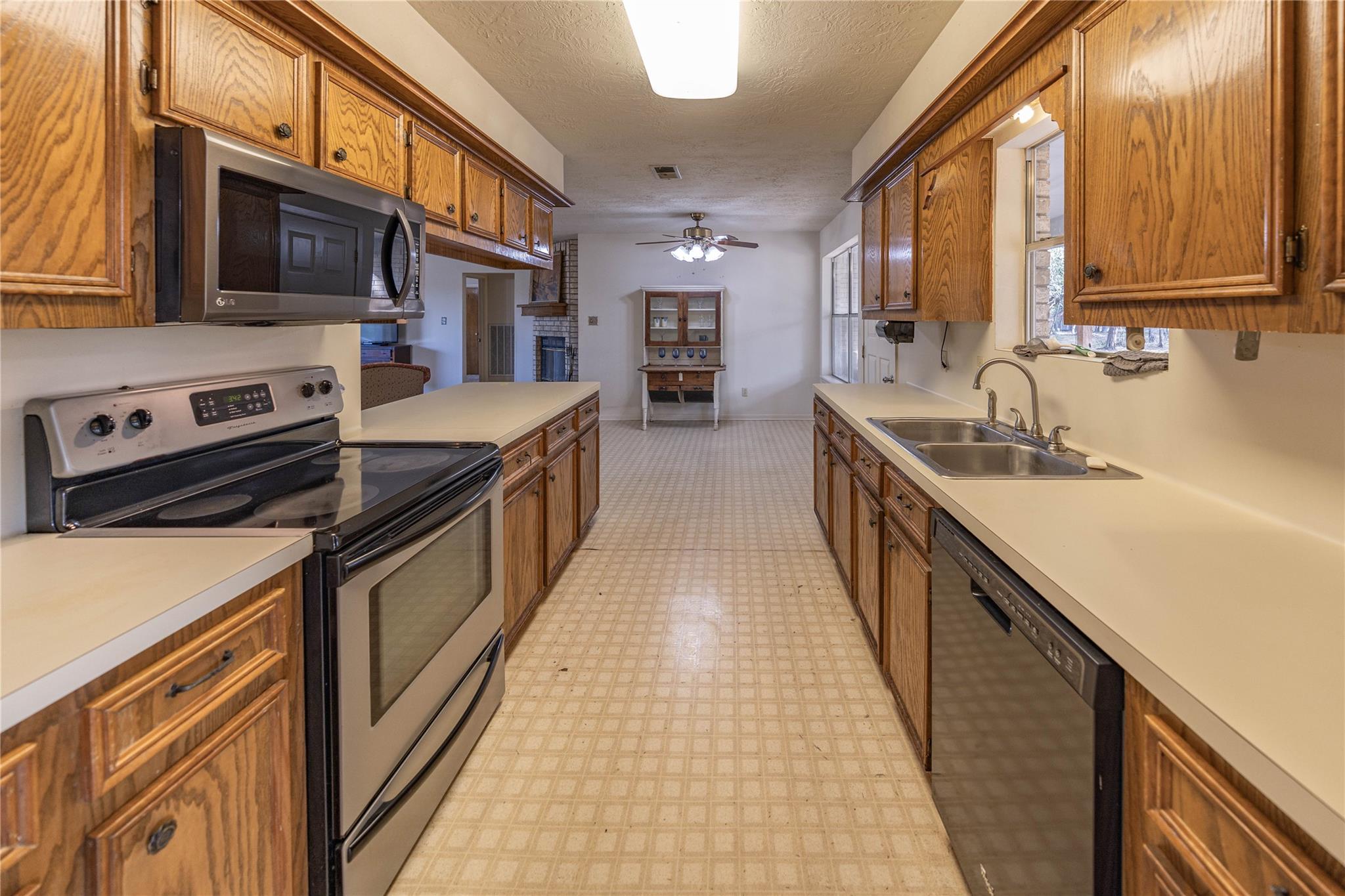 2501 FISCHER STORE RD. Rd, Wimberley, TX 78676