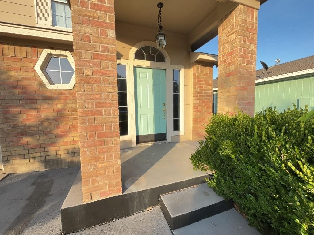 305 Avalanche Ave, Georgetown, TX 78626