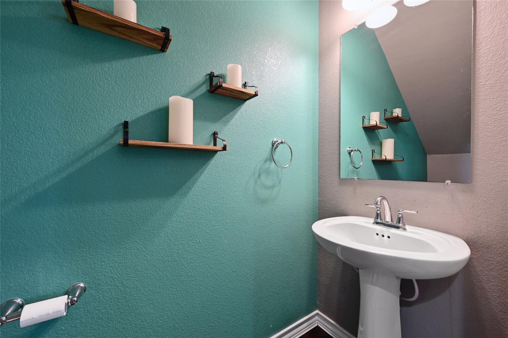 160 Thornless Cir, Buda, TX 78610