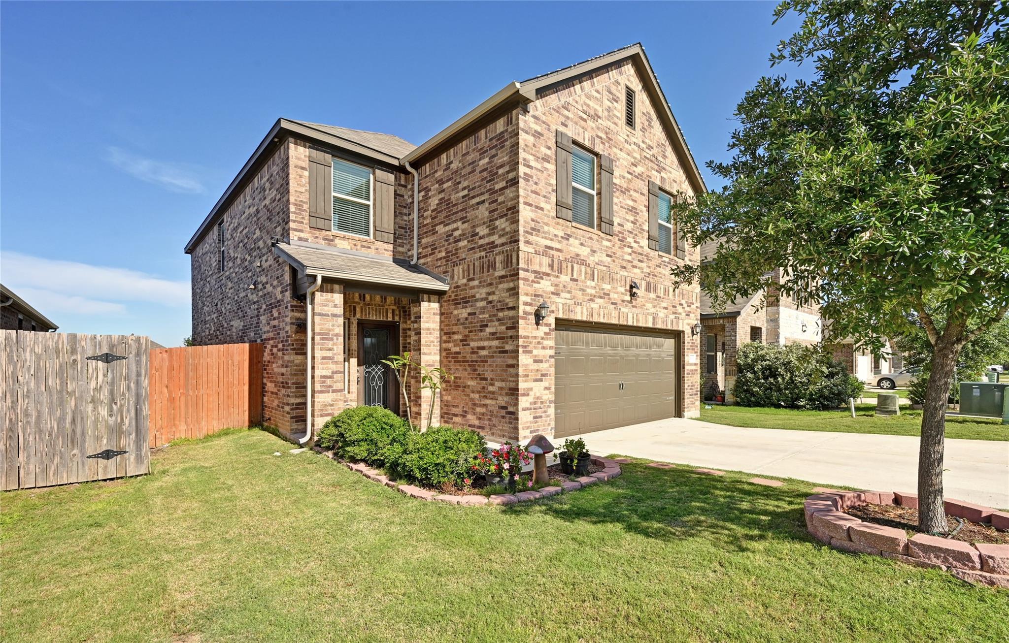 160 Thornless Cir, Buda, TX 78610