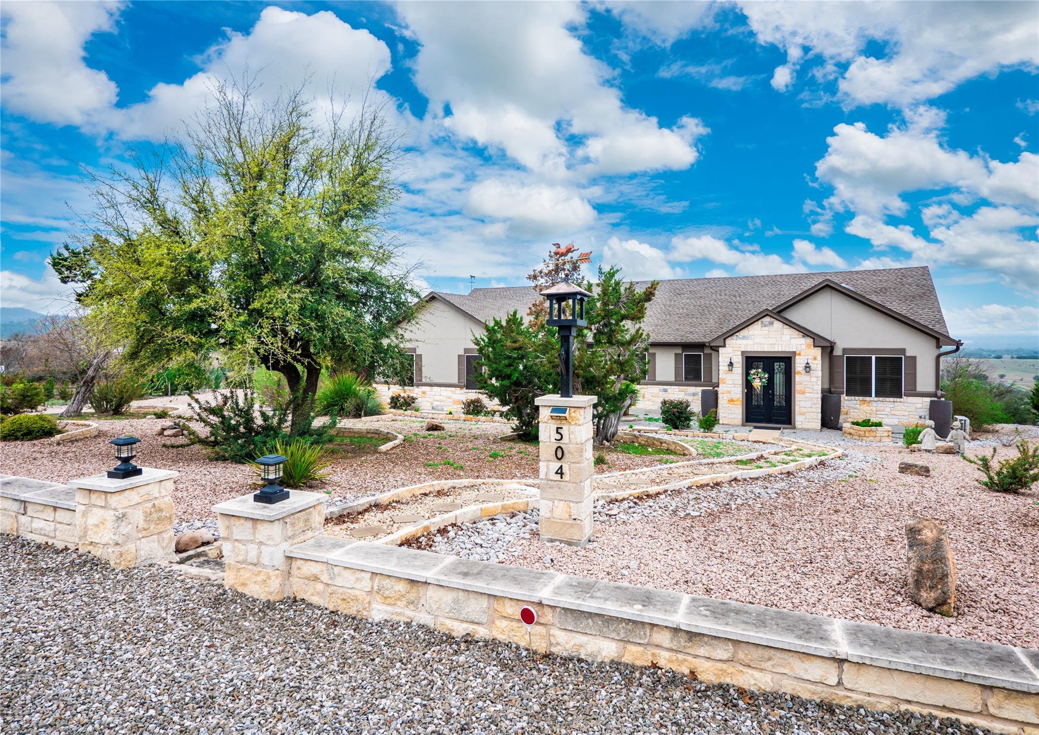 504 Cedar Mountain Dr, Marble Falls, TX 78654