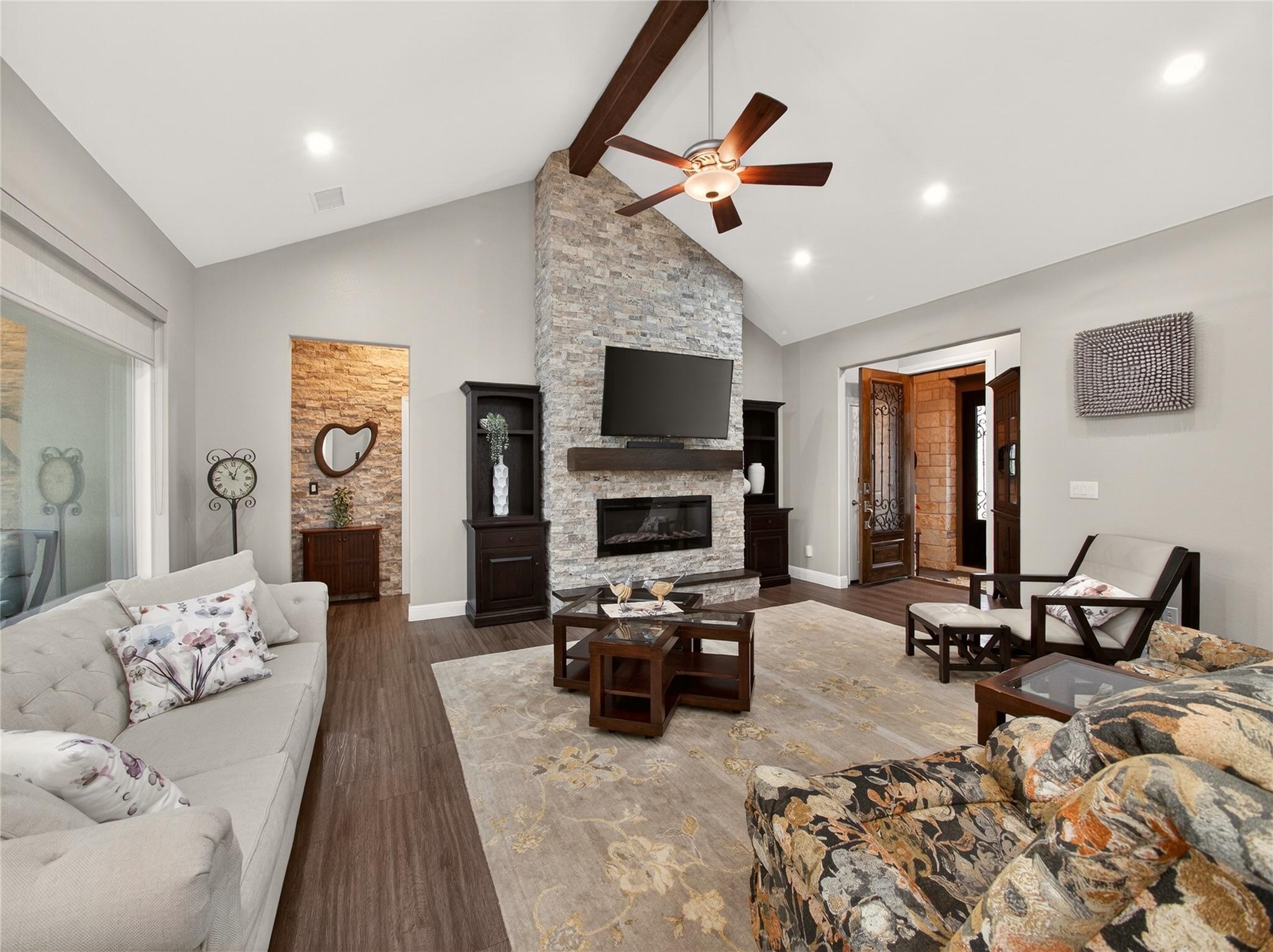 504 Cedar Mountain Dr, Marble Falls, TX 78654