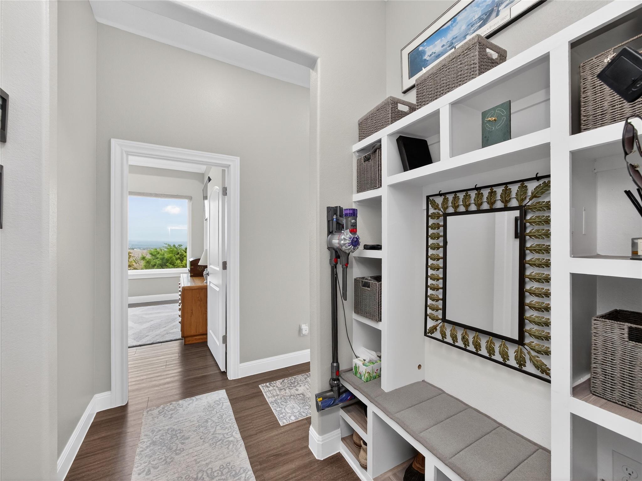 504 Cedar Mountain Dr, Marble Falls, TX 78654