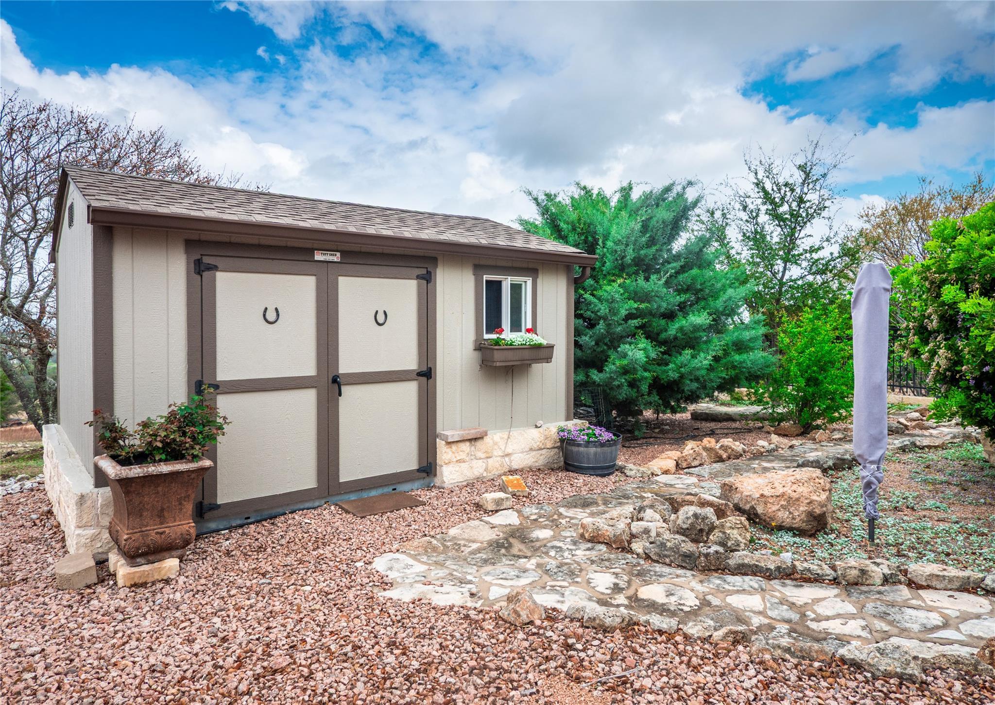 504 Cedar Mountain Dr, Marble Falls, TX 78654