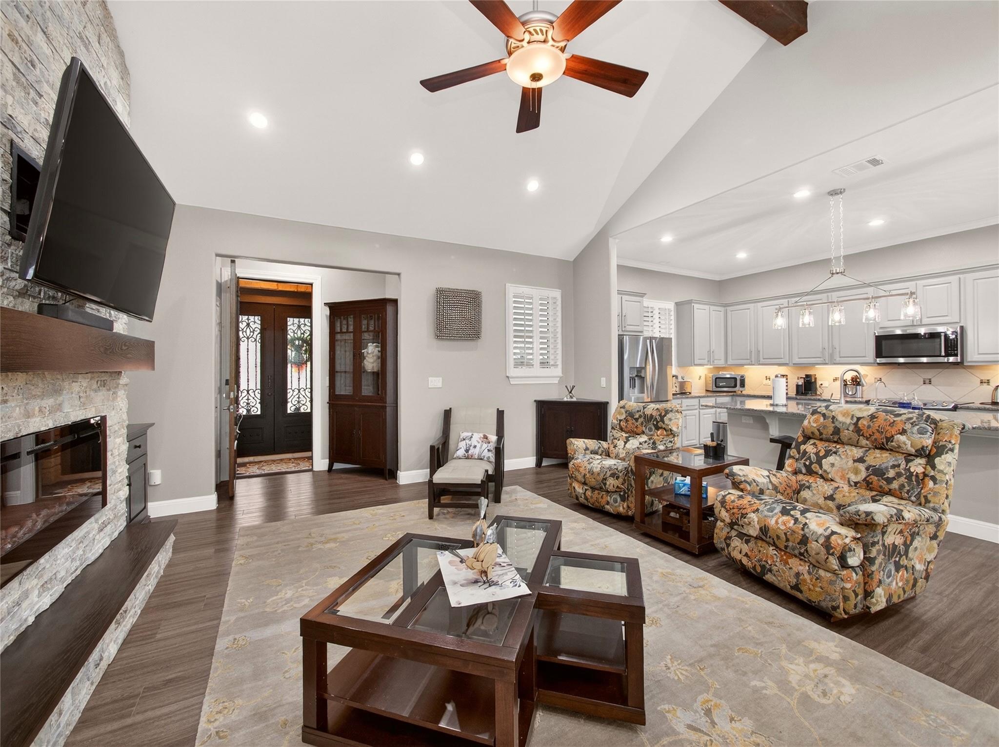 504 Cedar Mountain Dr, Marble Falls, TX 78654