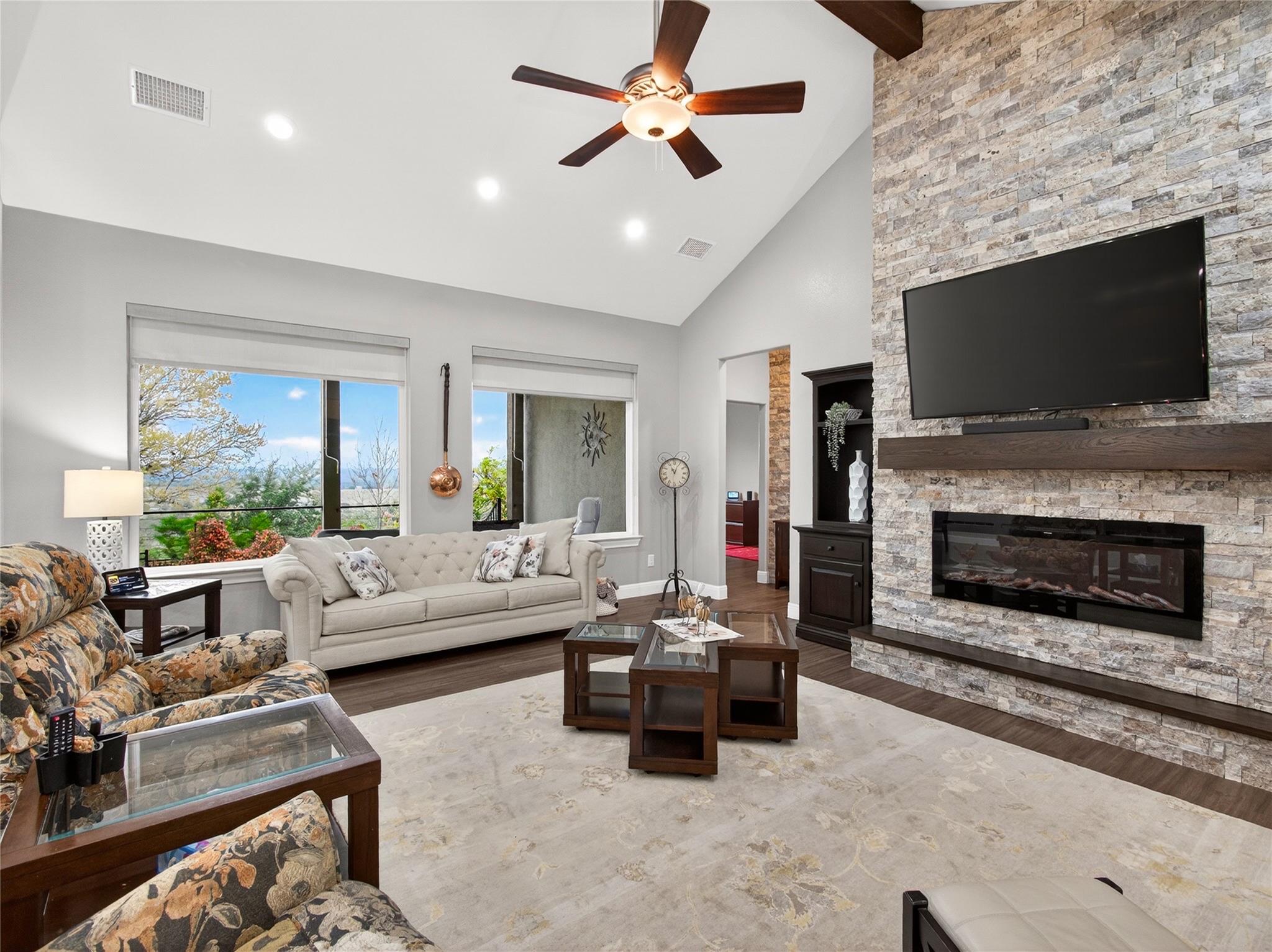 504 Cedar Mountain Dr, Marble Falls, TX 78654