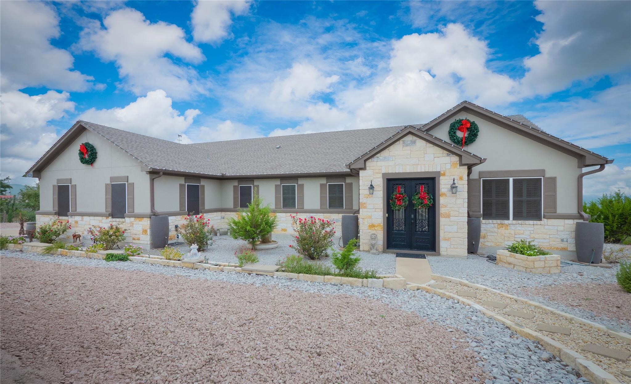 504 Cedar Mountain Dr, Marble Falls, TX 78654