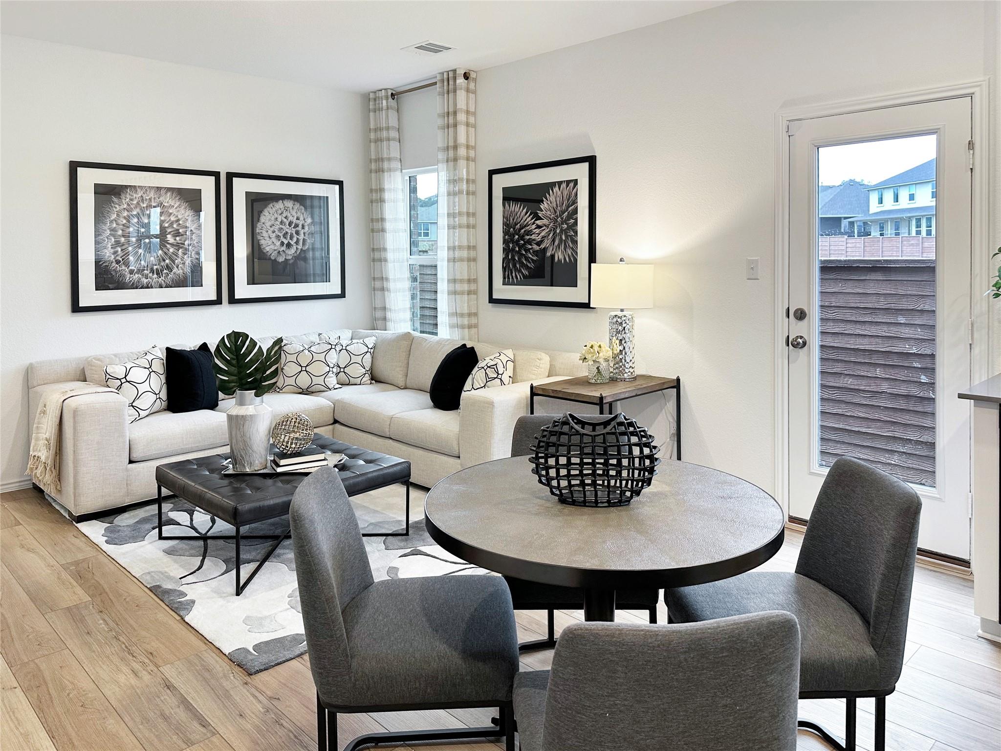 1632 Flying Horseshoe Bnd, Georgetown, TX 78628