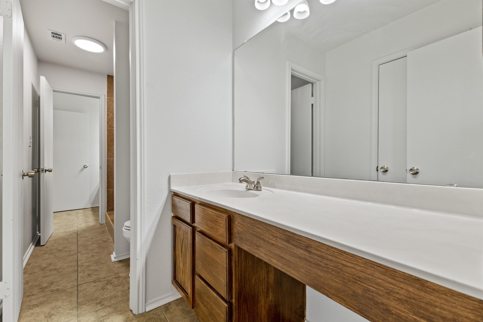 600 Bella Vista Circle Cir, Kyle, TX 78640